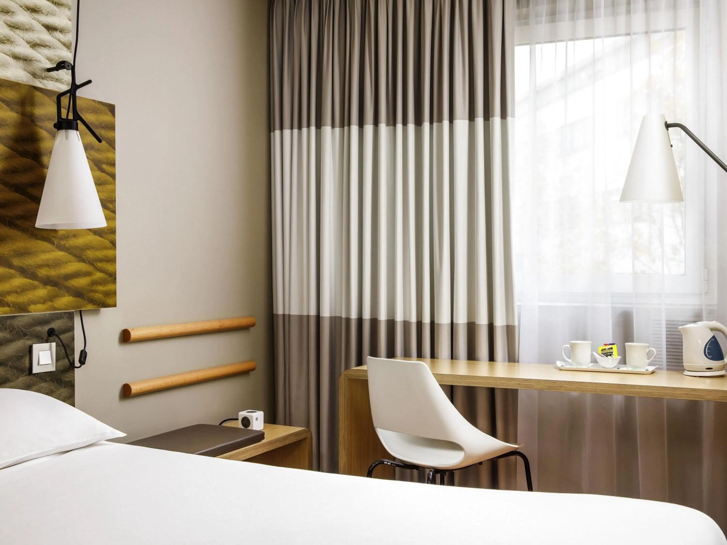 Bedroom, Bed in ibis Bristol Centre