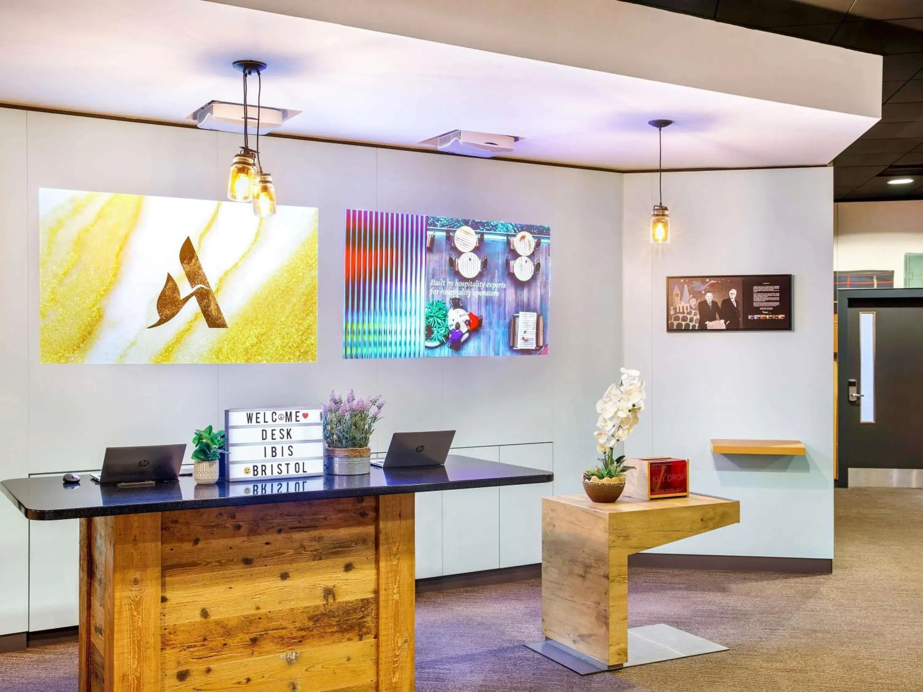 Property building in ibis Bristol Centre Property building in ibis Bristol Centre