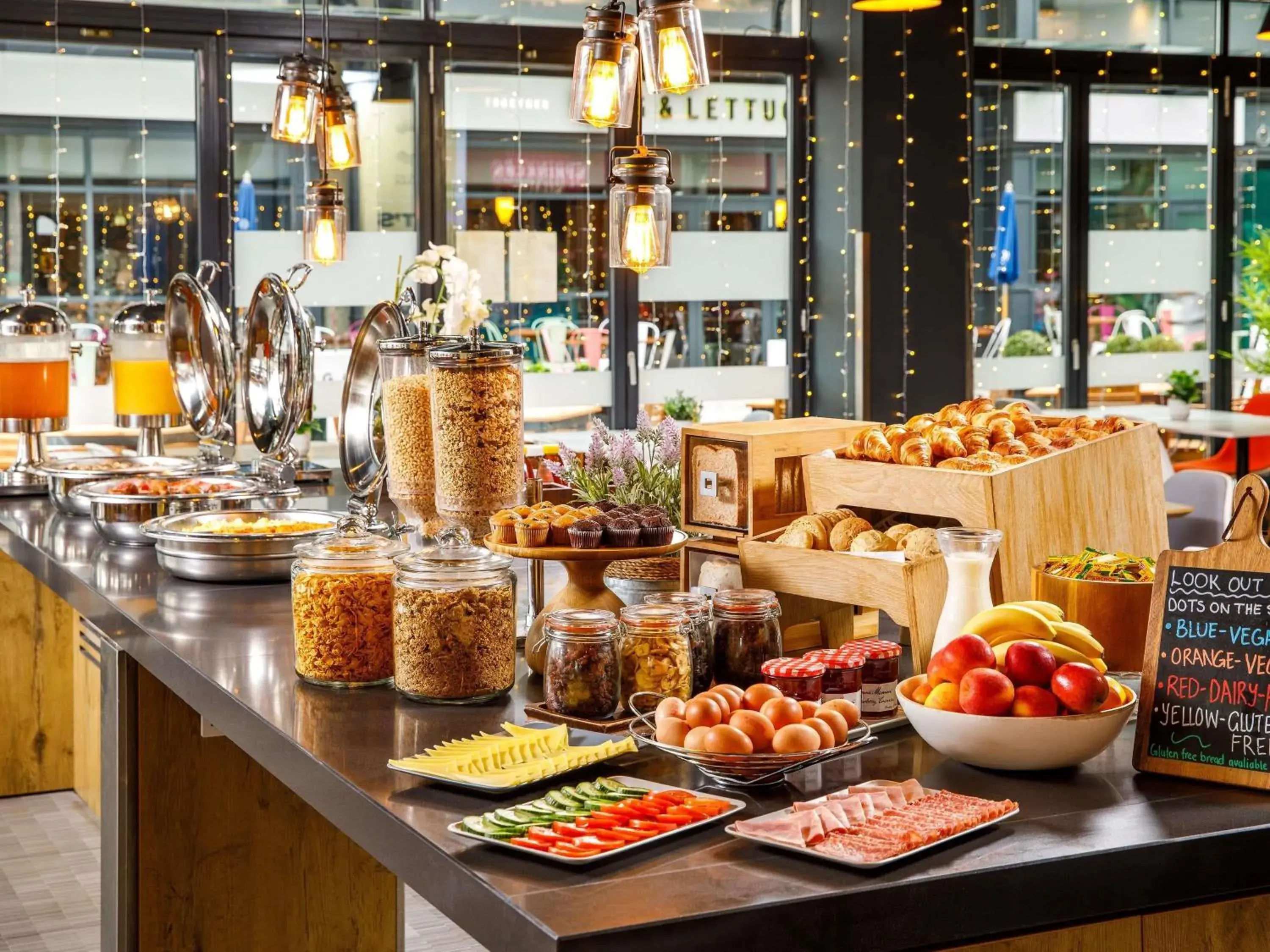 Property building in ibis Bristol Centre Property building in ibis Bristol Centre