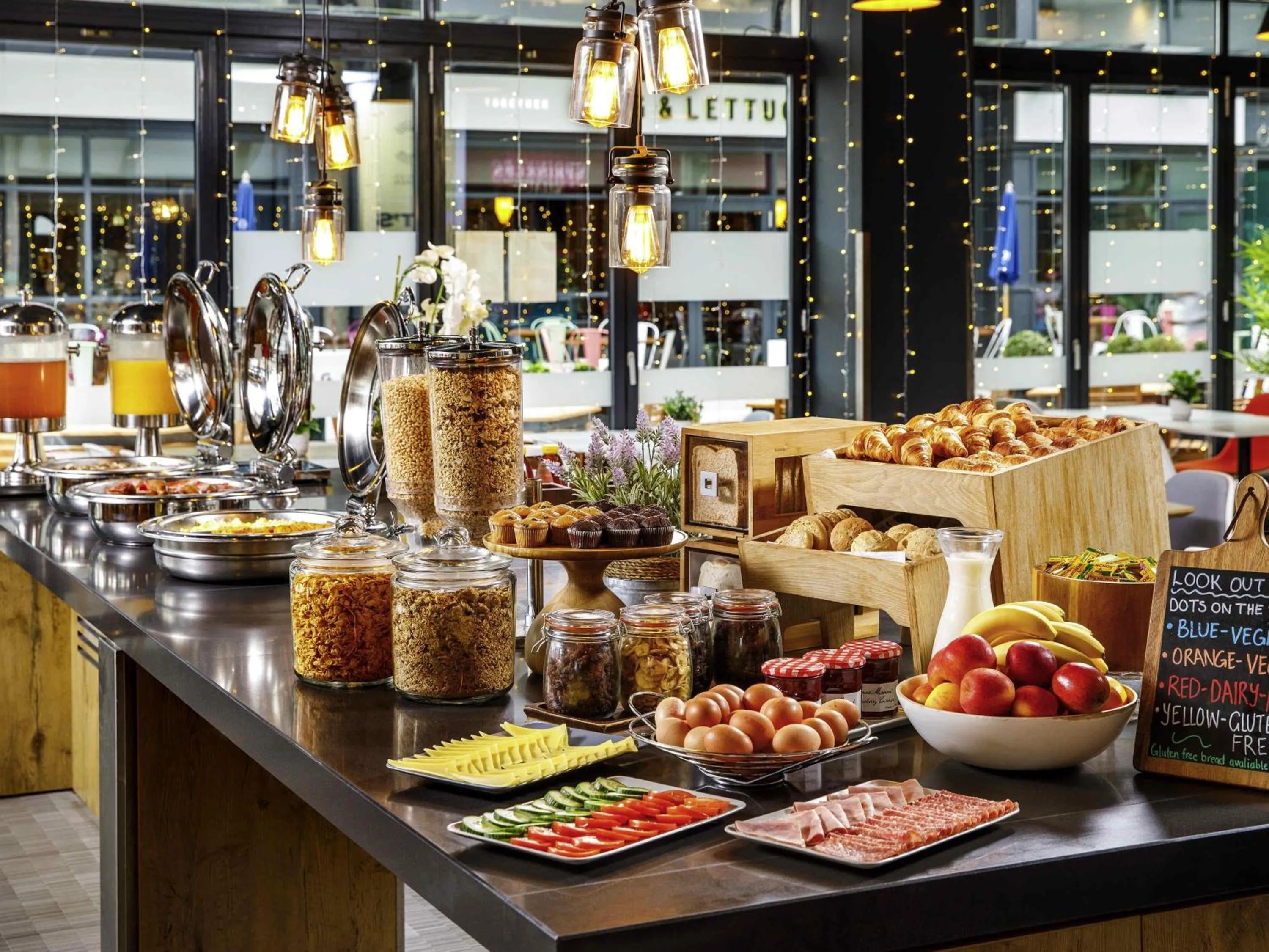 Breakfast in ibis Bristol Centre