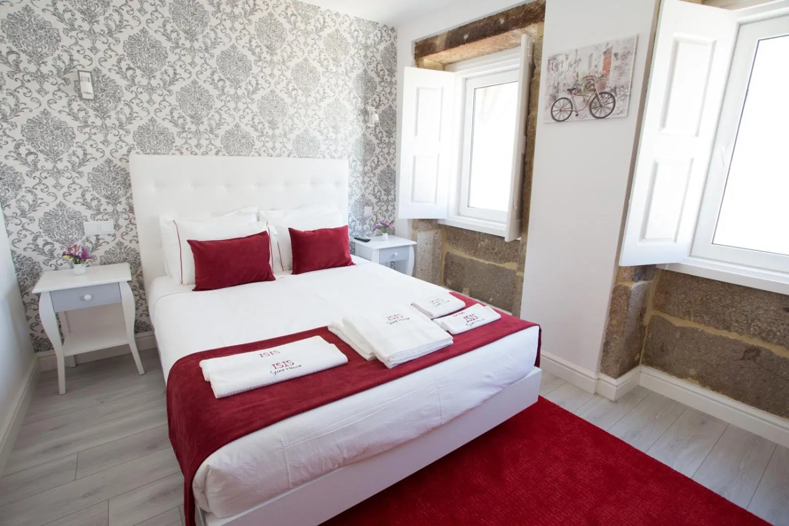 Bed in ÍSIS Guest House