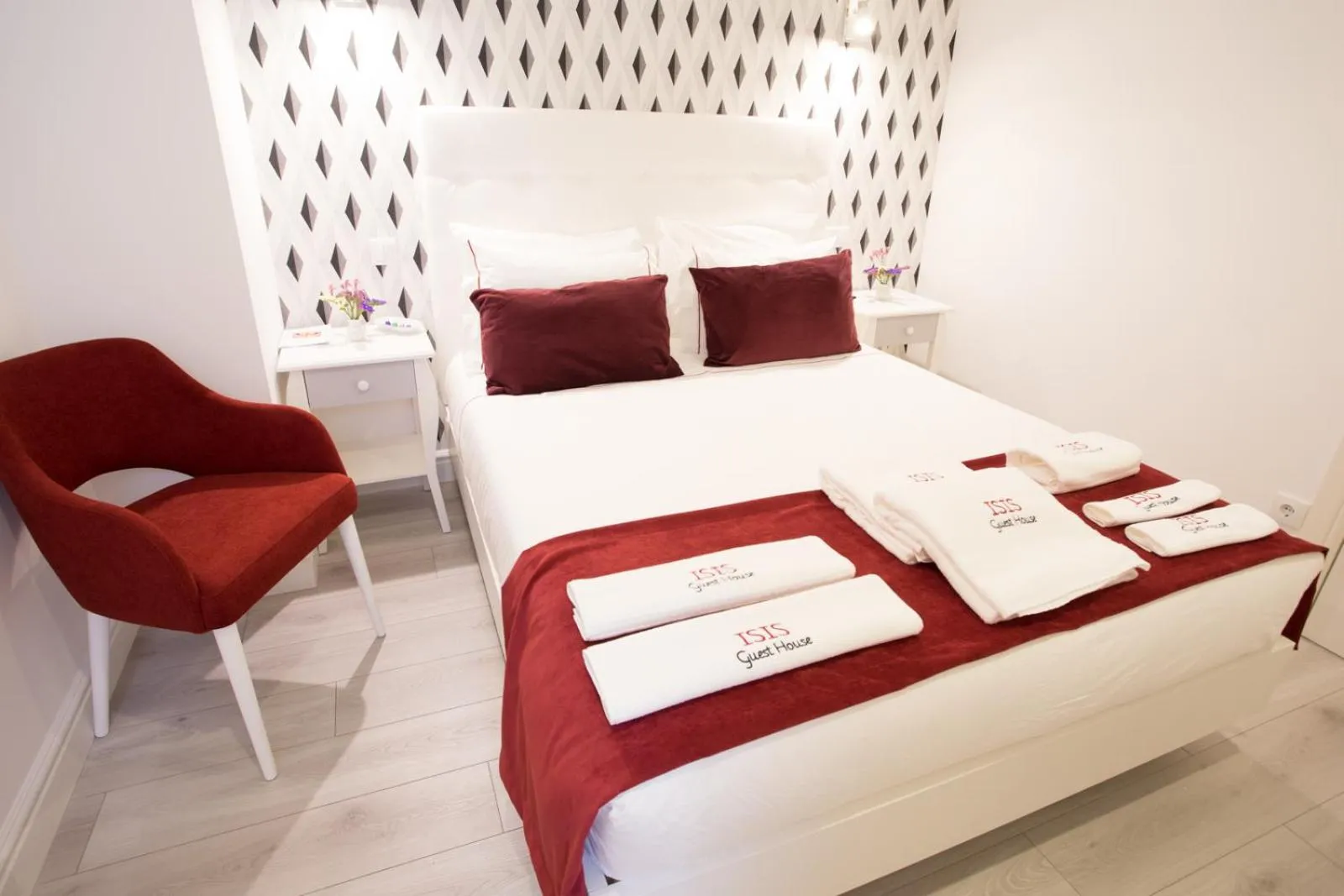 Bed in ÍSIS Guest House