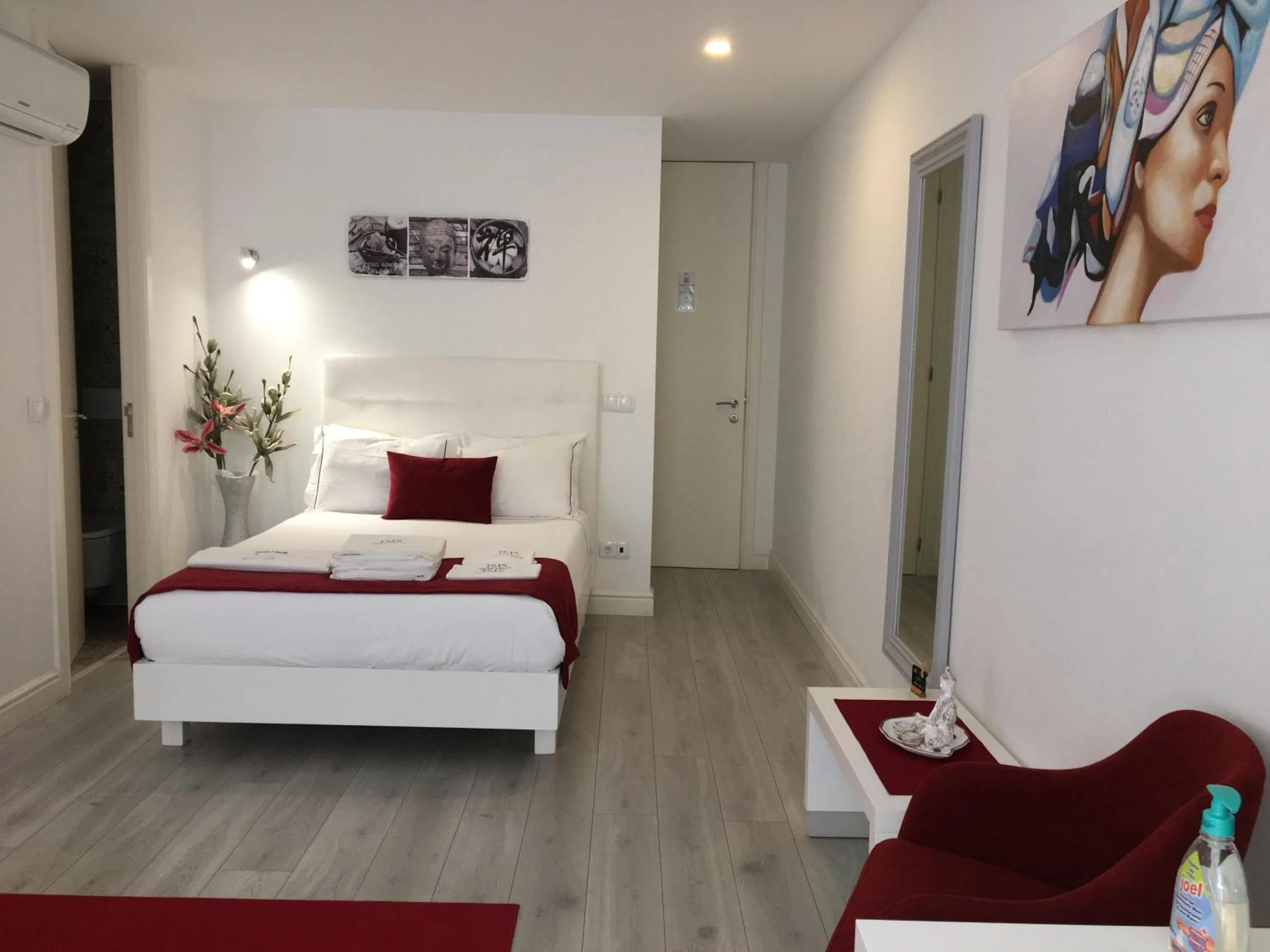 Bed in ÍSIS Guest House