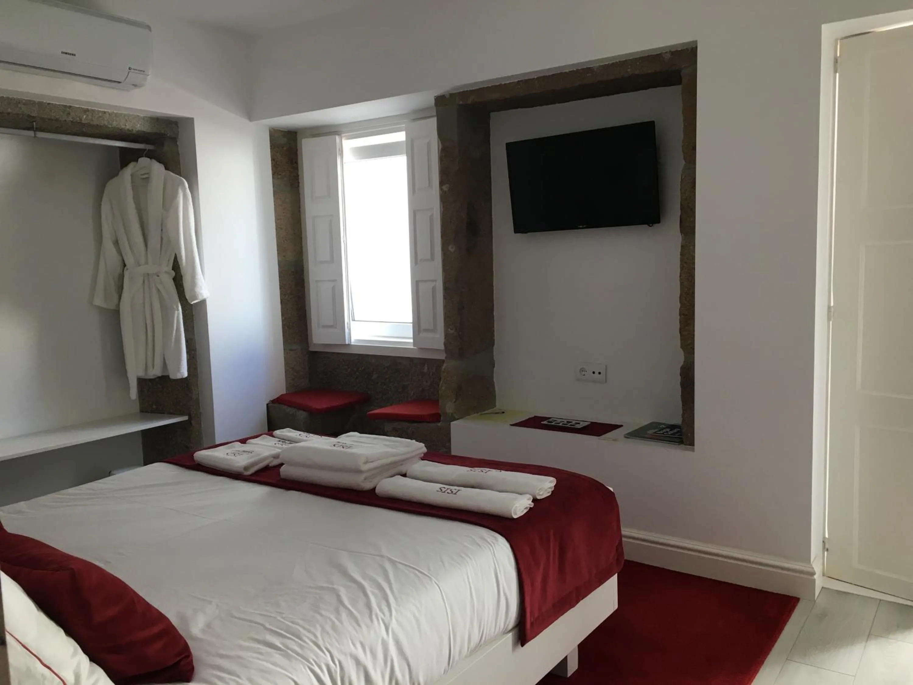 Bed in ÍSIS Guest House