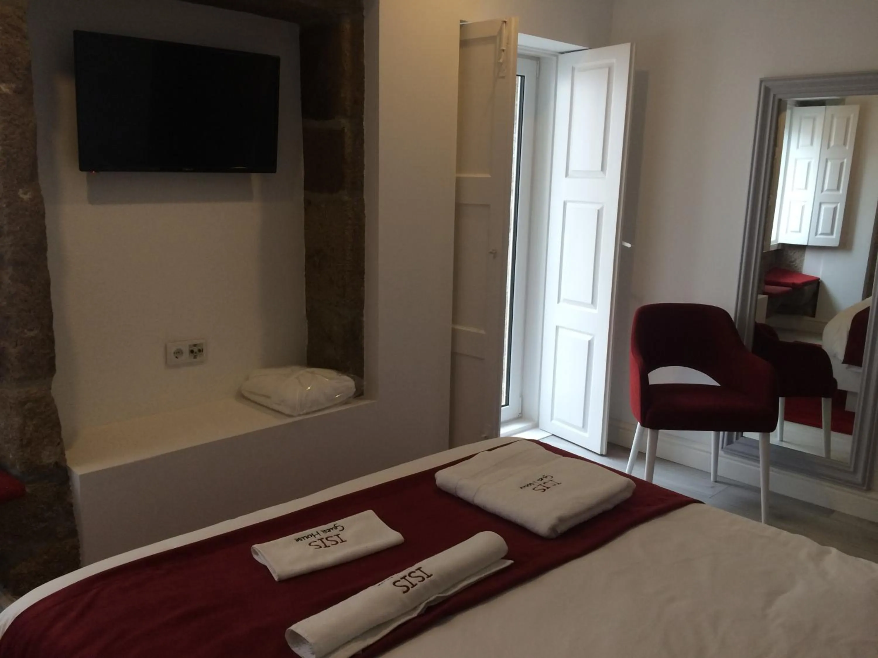 Bed in ÍSIS Guest House