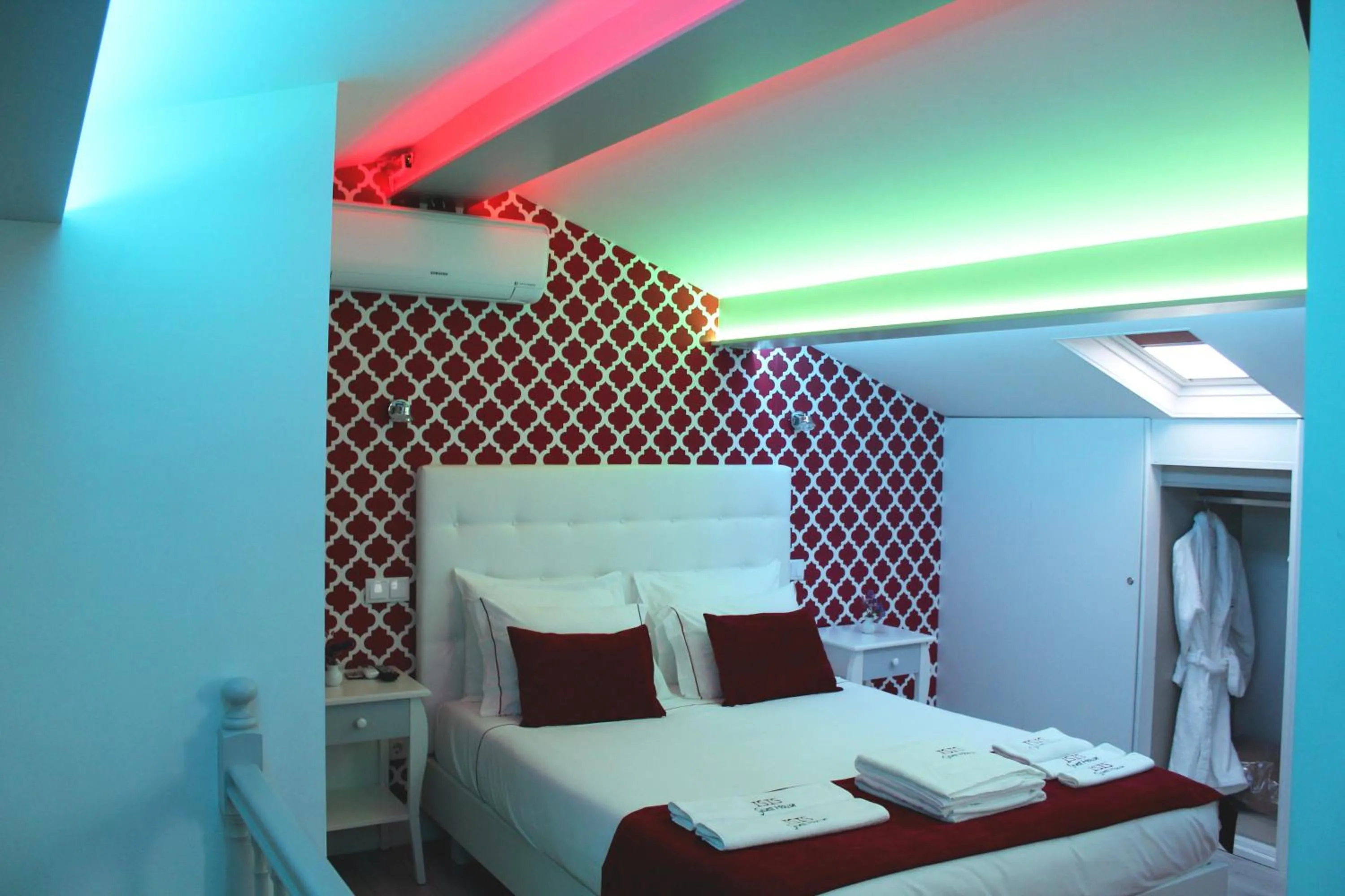 Bed in ÍSIS Guest House