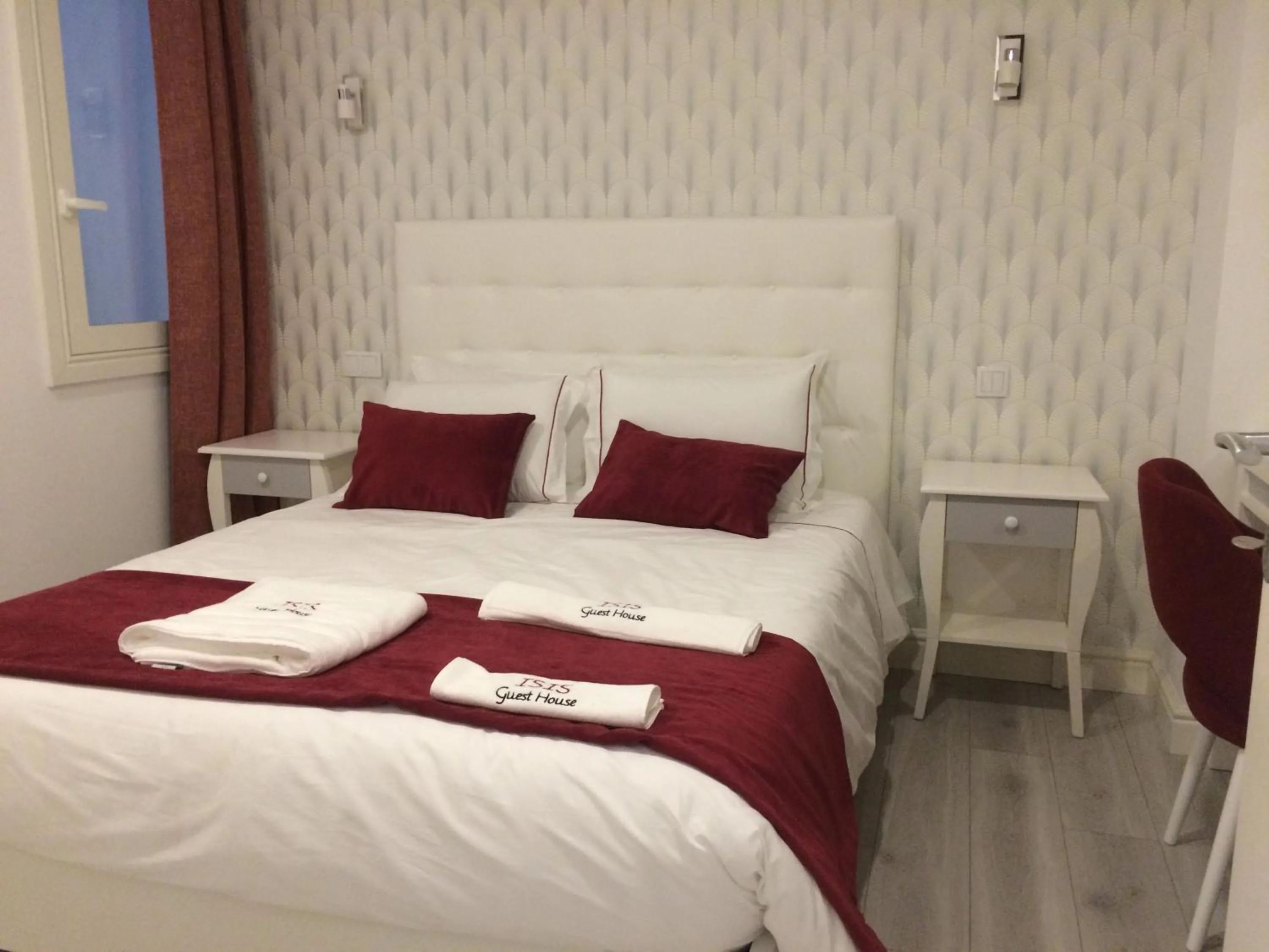 Bed in ÍSIS Guest House