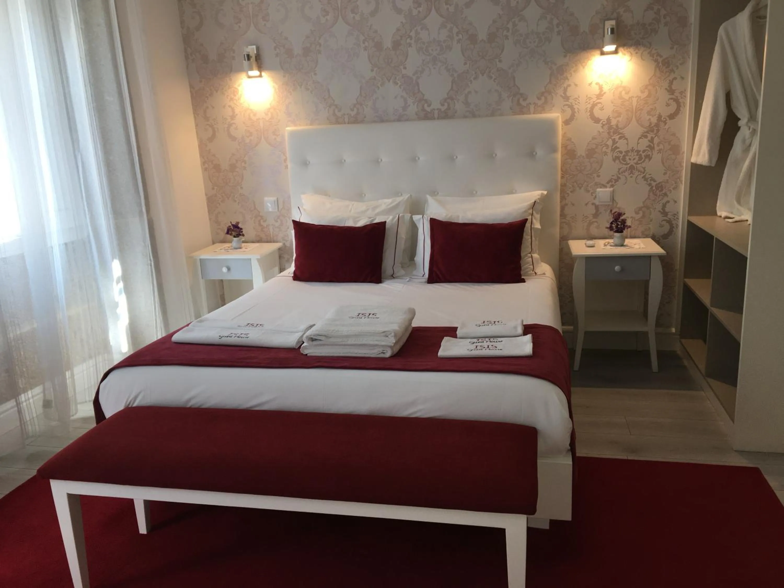 Bed in ÍSIS Guest House