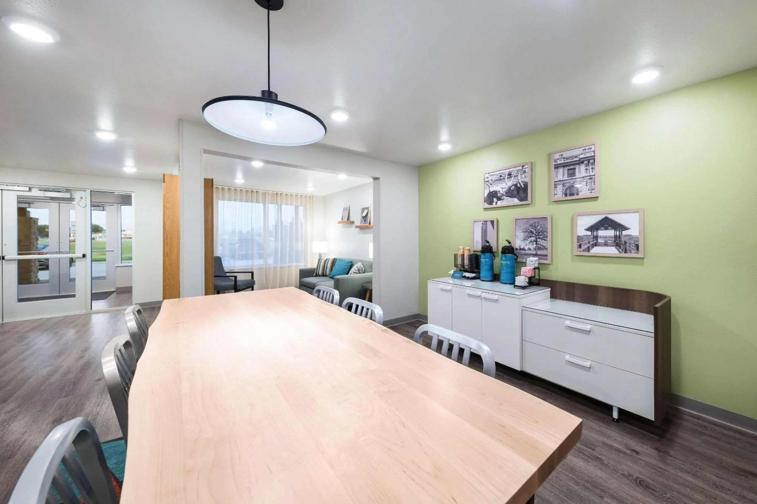 Lobby or reception in WoodSpring Suites Dallas Plano Central Legacy Drive