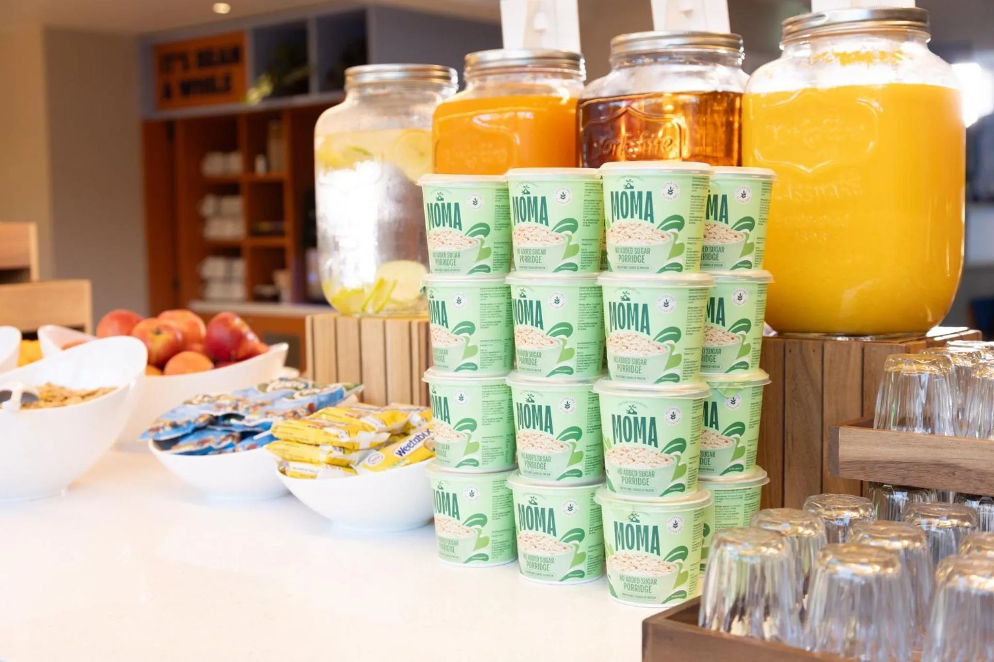 Breakfast in Holiday Inn Express Windsor by IHG