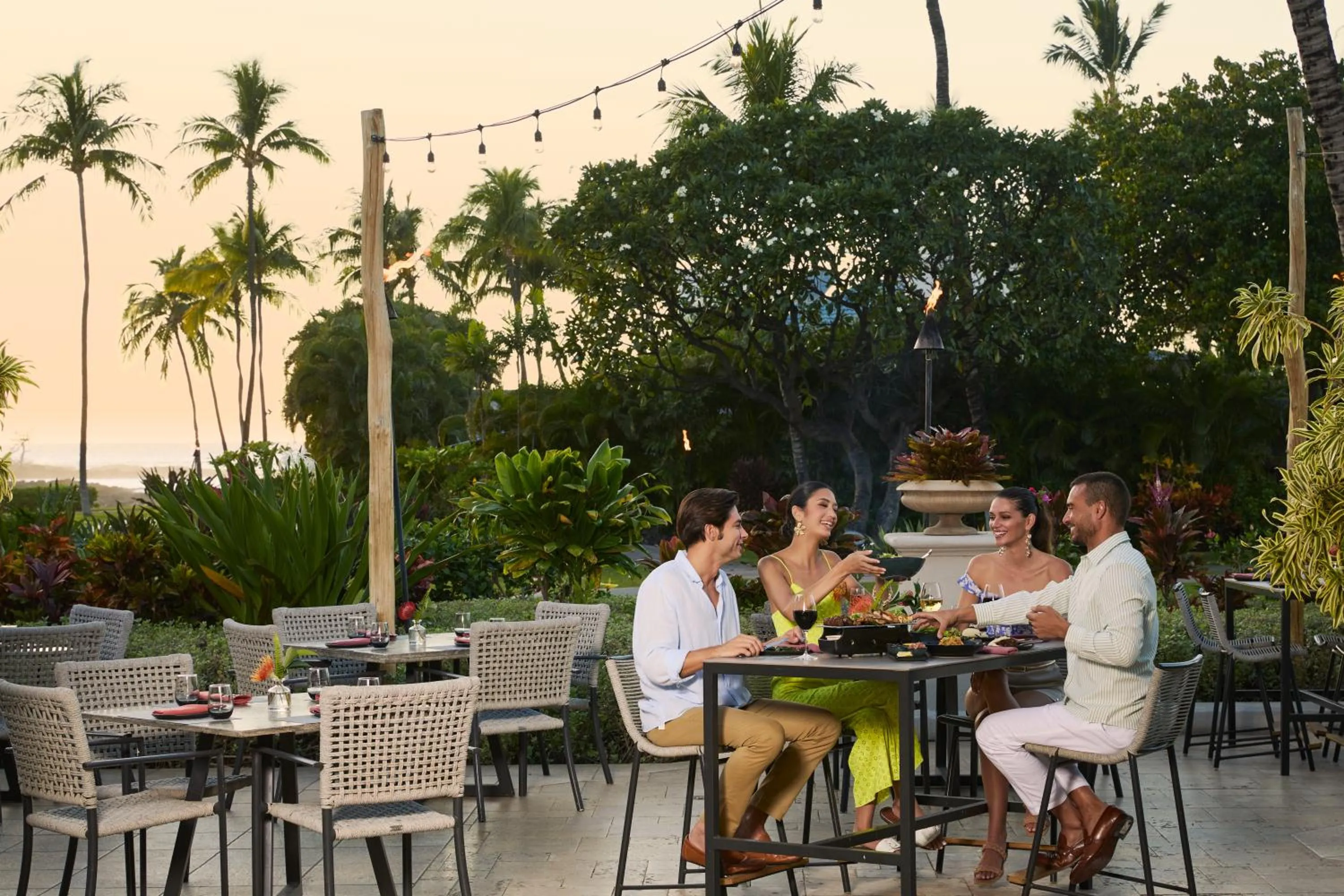 Restaurant/places to eat in Fairmont Orchid Gold Experience