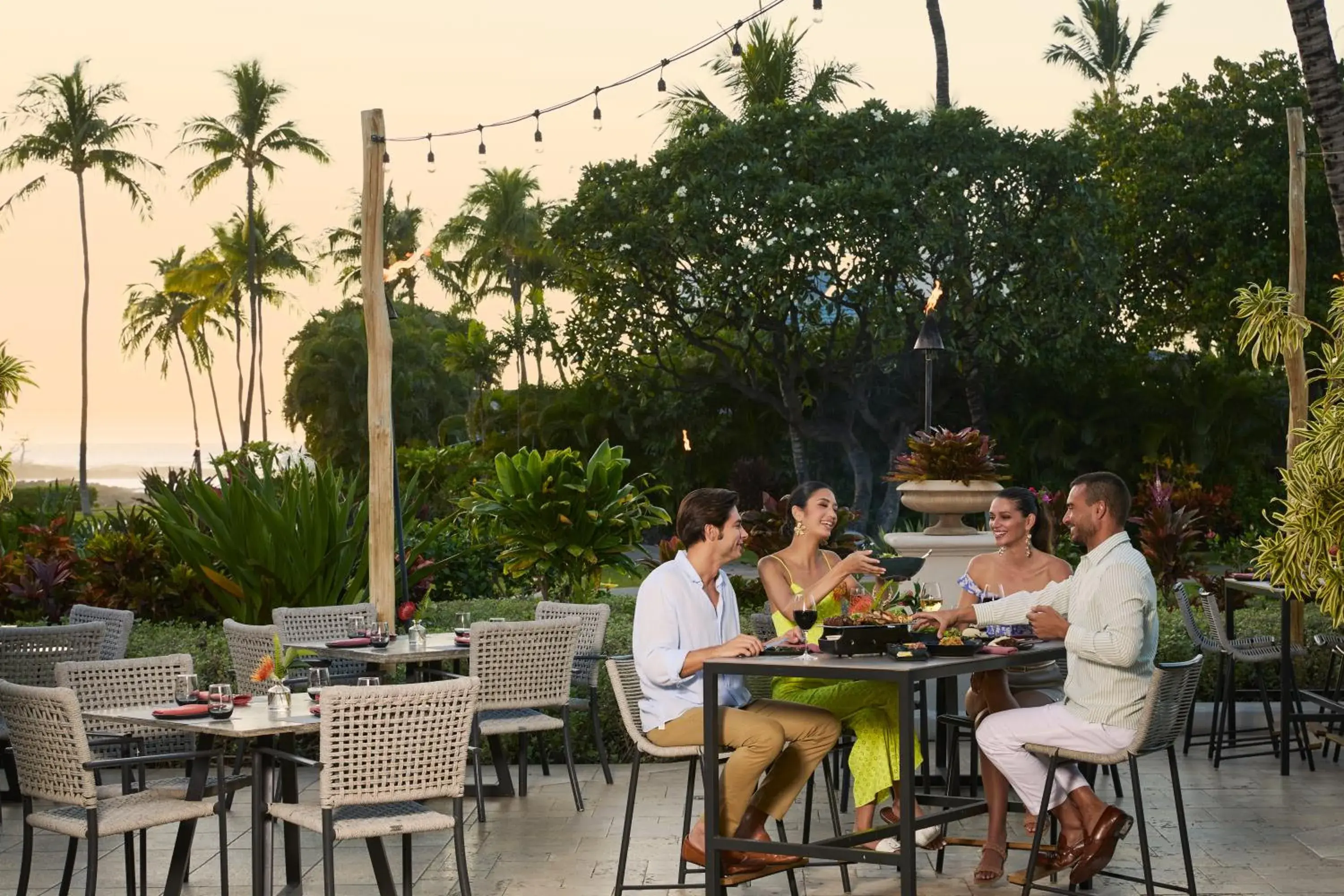 Restaurant/places to eat in Fairmont Orchid Gold Experience Restaurant/places to eat in Fairmont Orchid Gold Experience