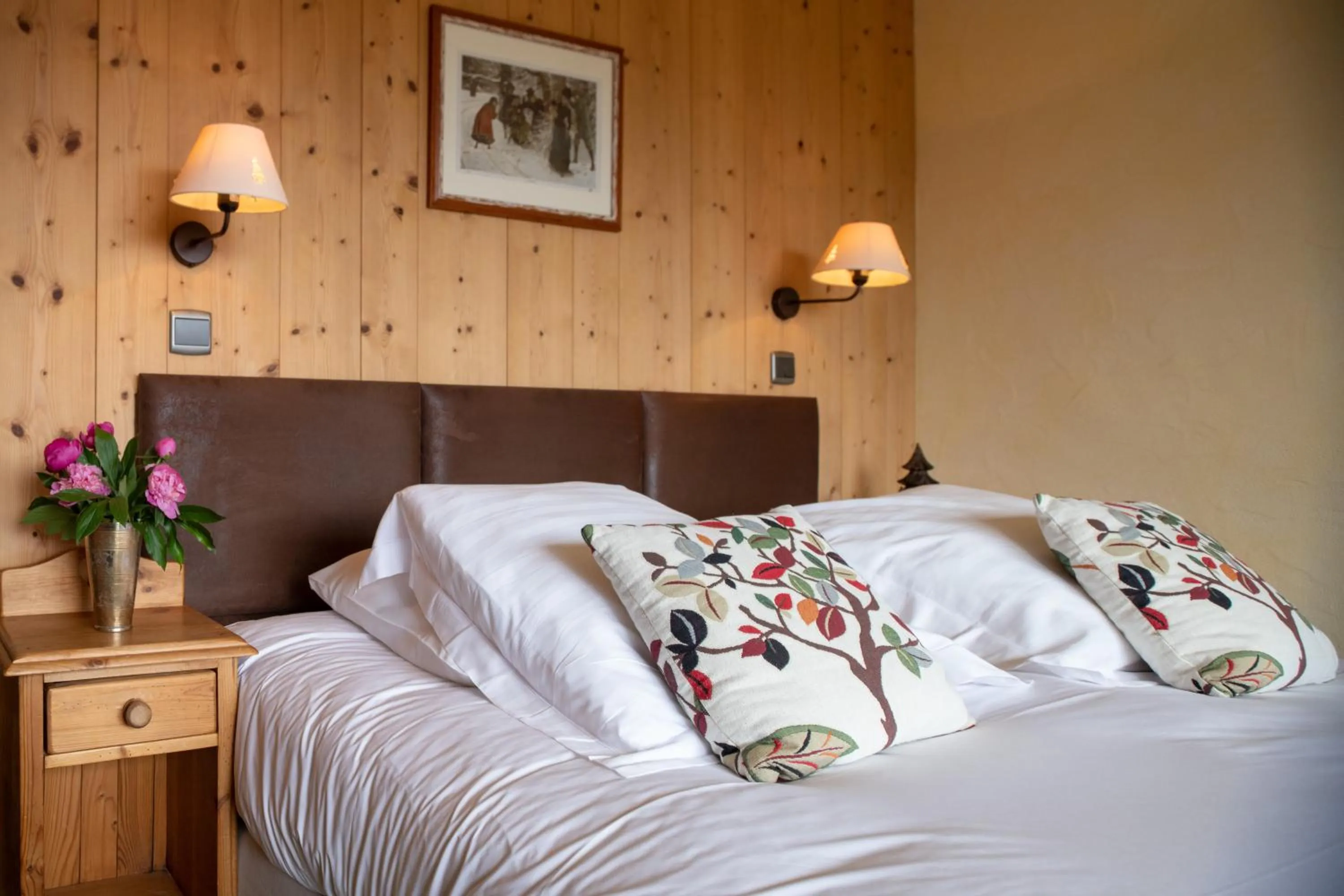 Bedroom, Bed in Le Chamois d'Or