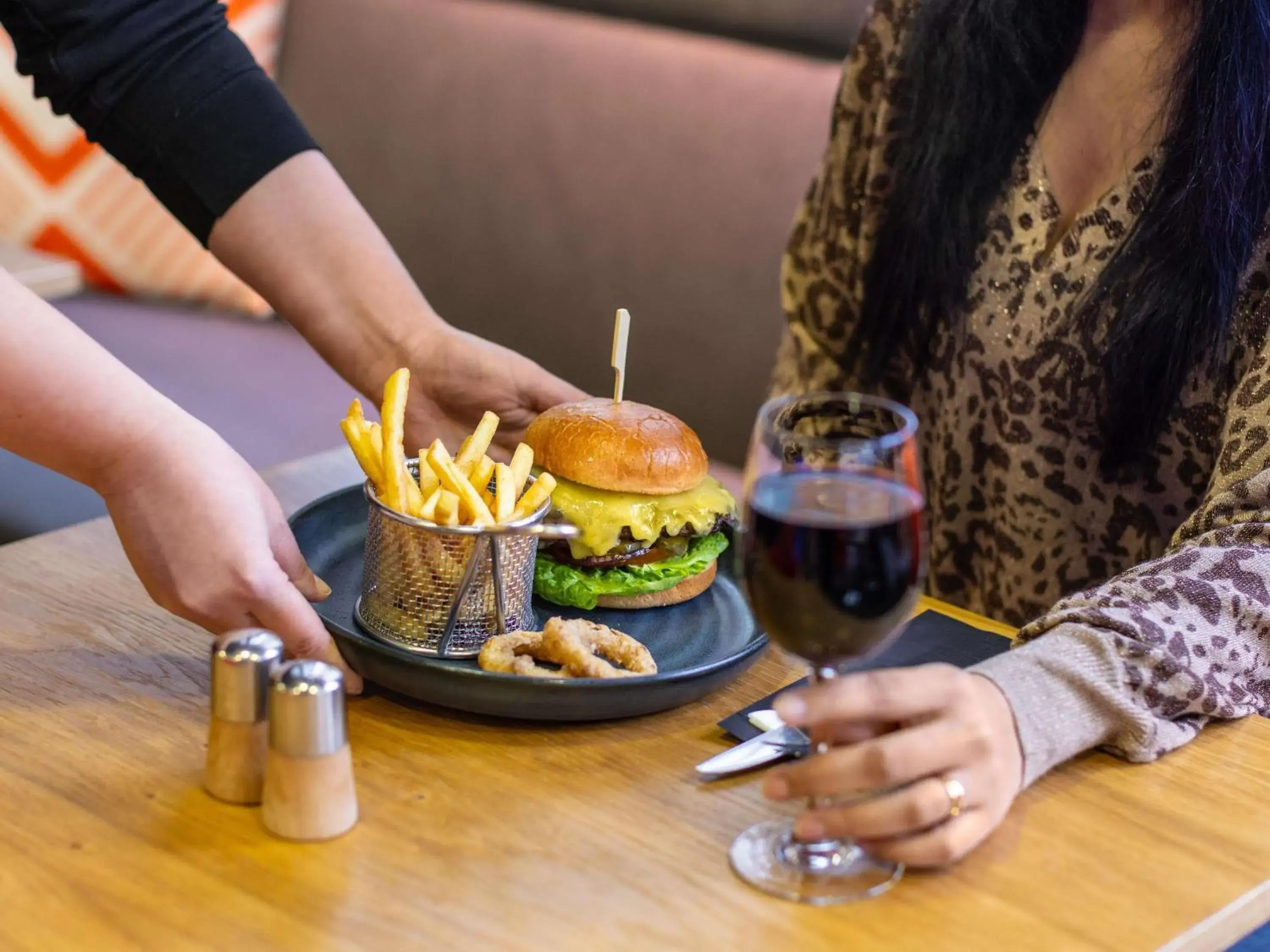 Restaurant/places to eat in ibis London City - Shoreditch Restaurant/places to eat in ibis London City - Shoreditch