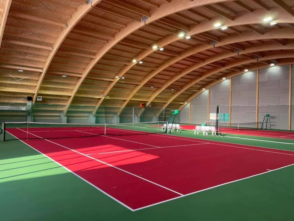 Tennis court in Buly Aréna