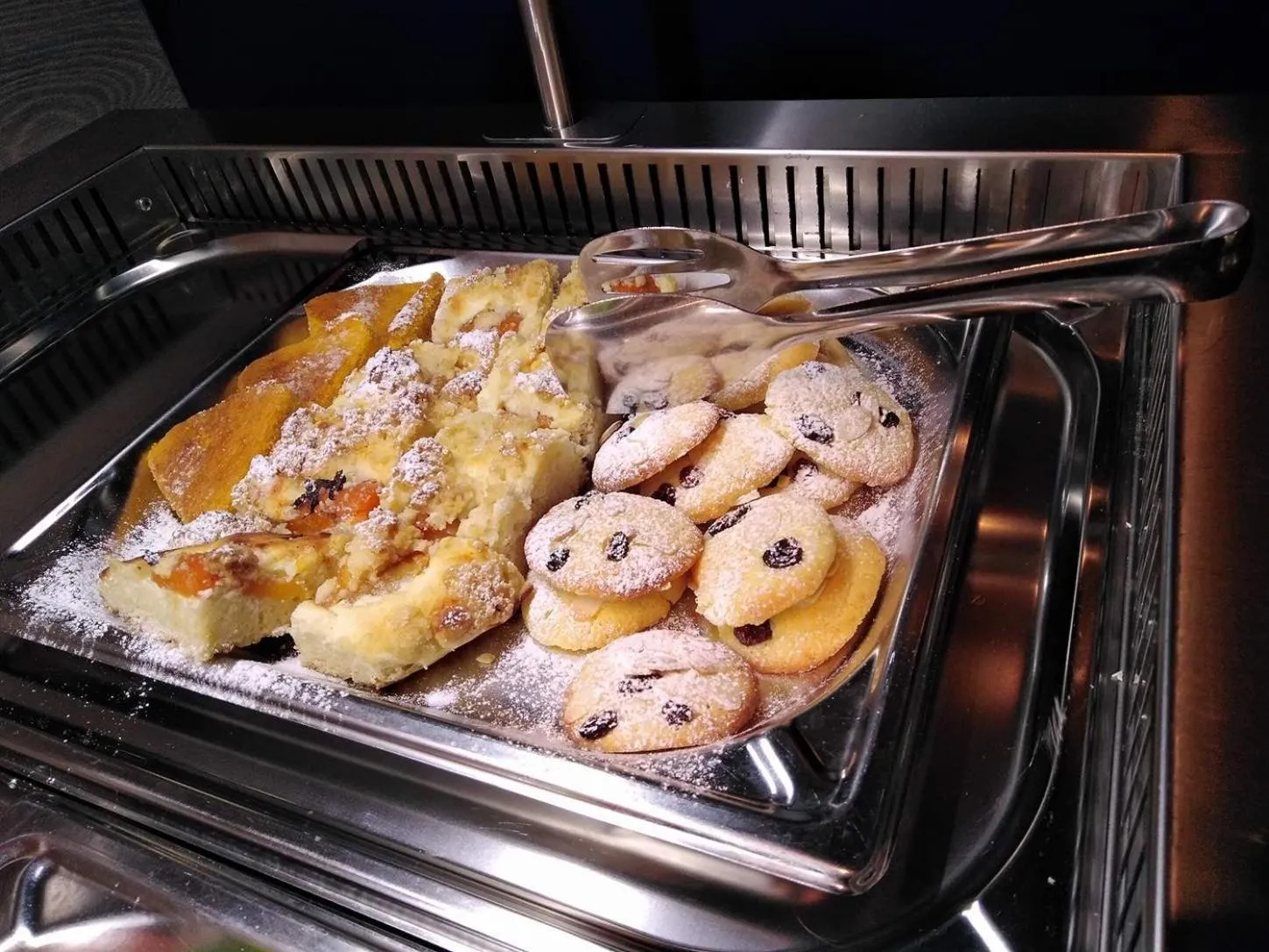 Buffet breakfast in Buly Aréna
