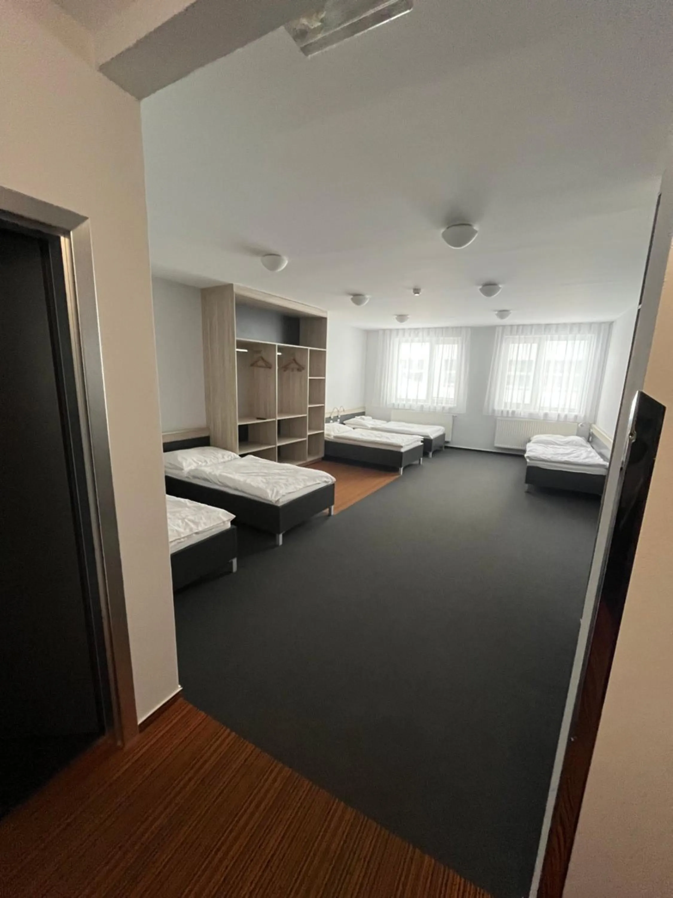 Photo of the whole room, Bed in Buly Aréna