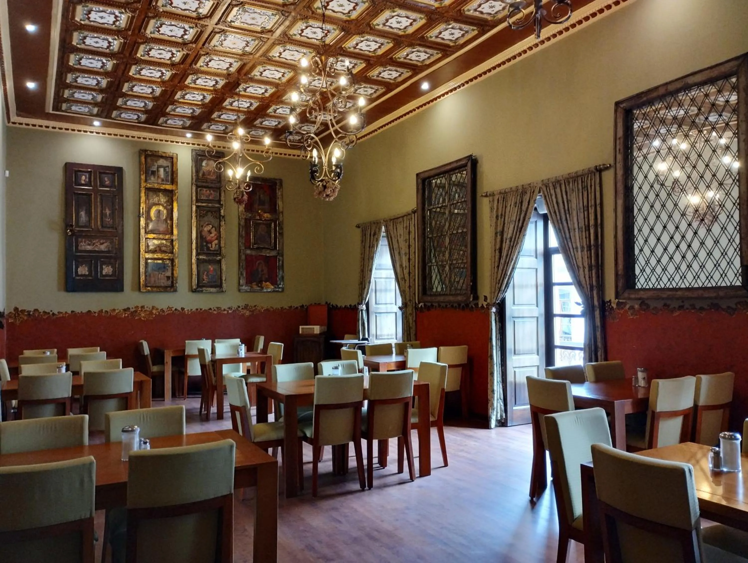 Restaurant/places to eat in Hotel Raymipampa