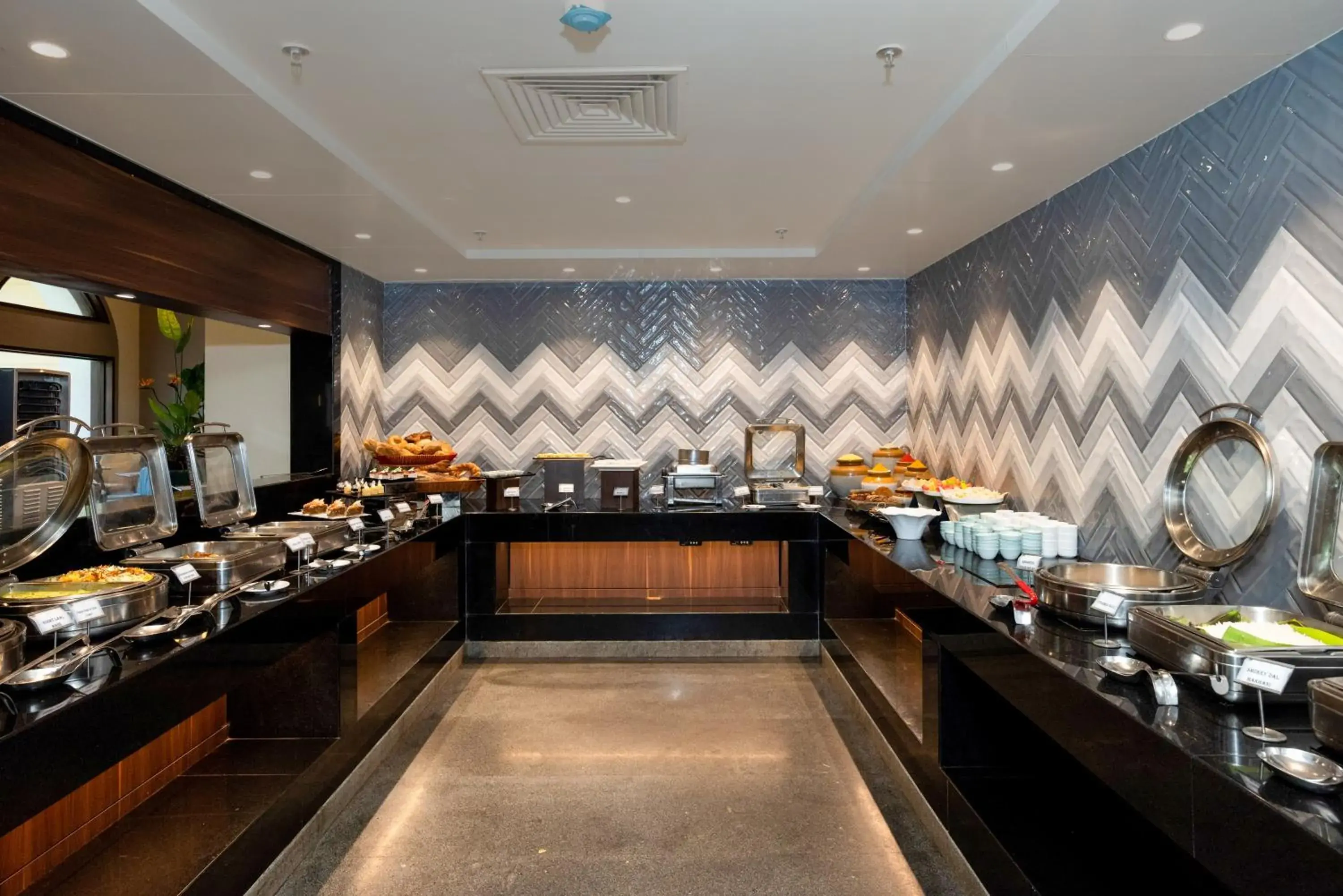 Food in The Lagoona Resort Food in The Lagoona Resort