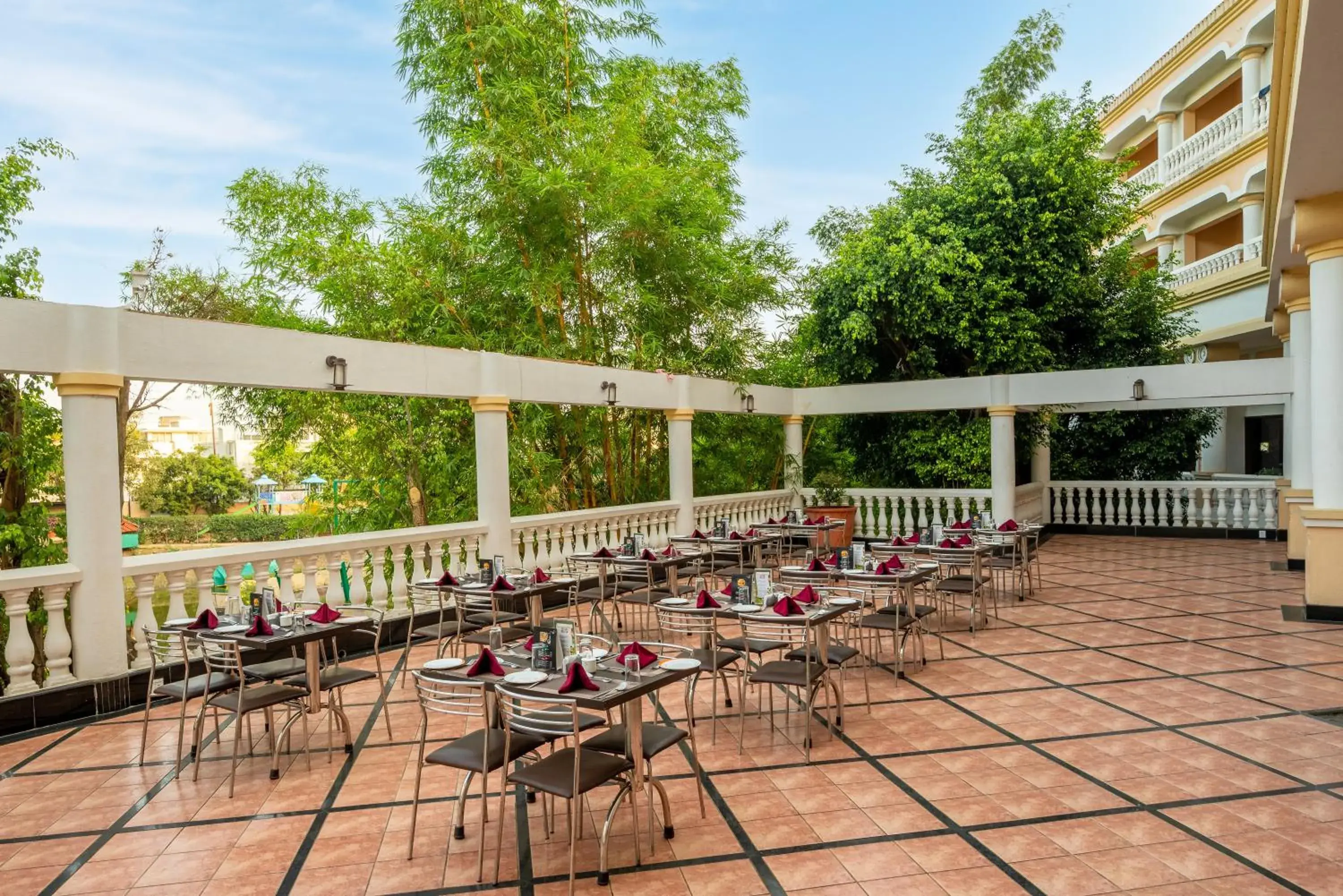 Restaurant/places to eat in The Lagoona Resort Restaurant/places to eat in The Lagoona Resort