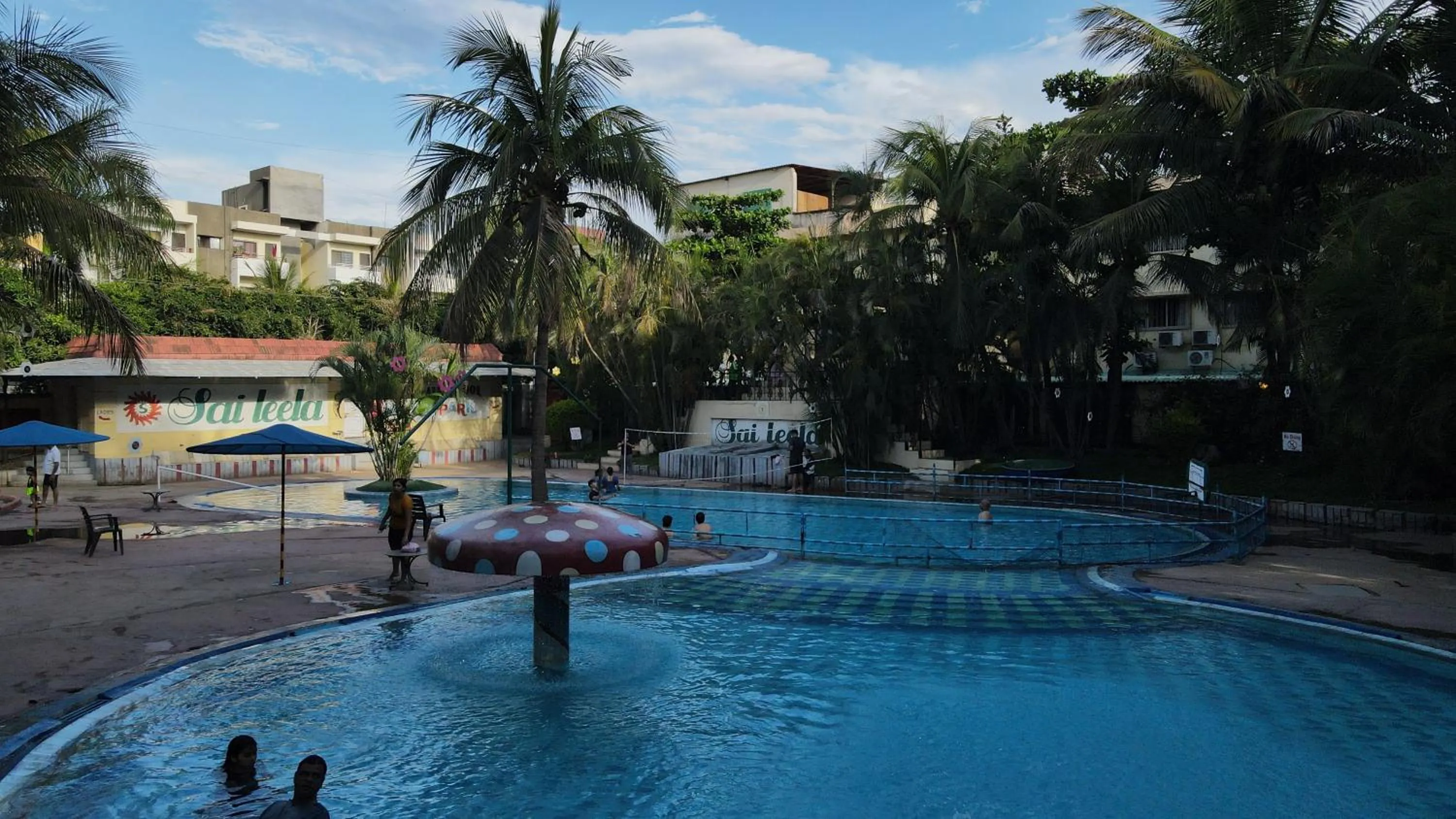 Swimming pool in Hotel Sai leela - Shirdi