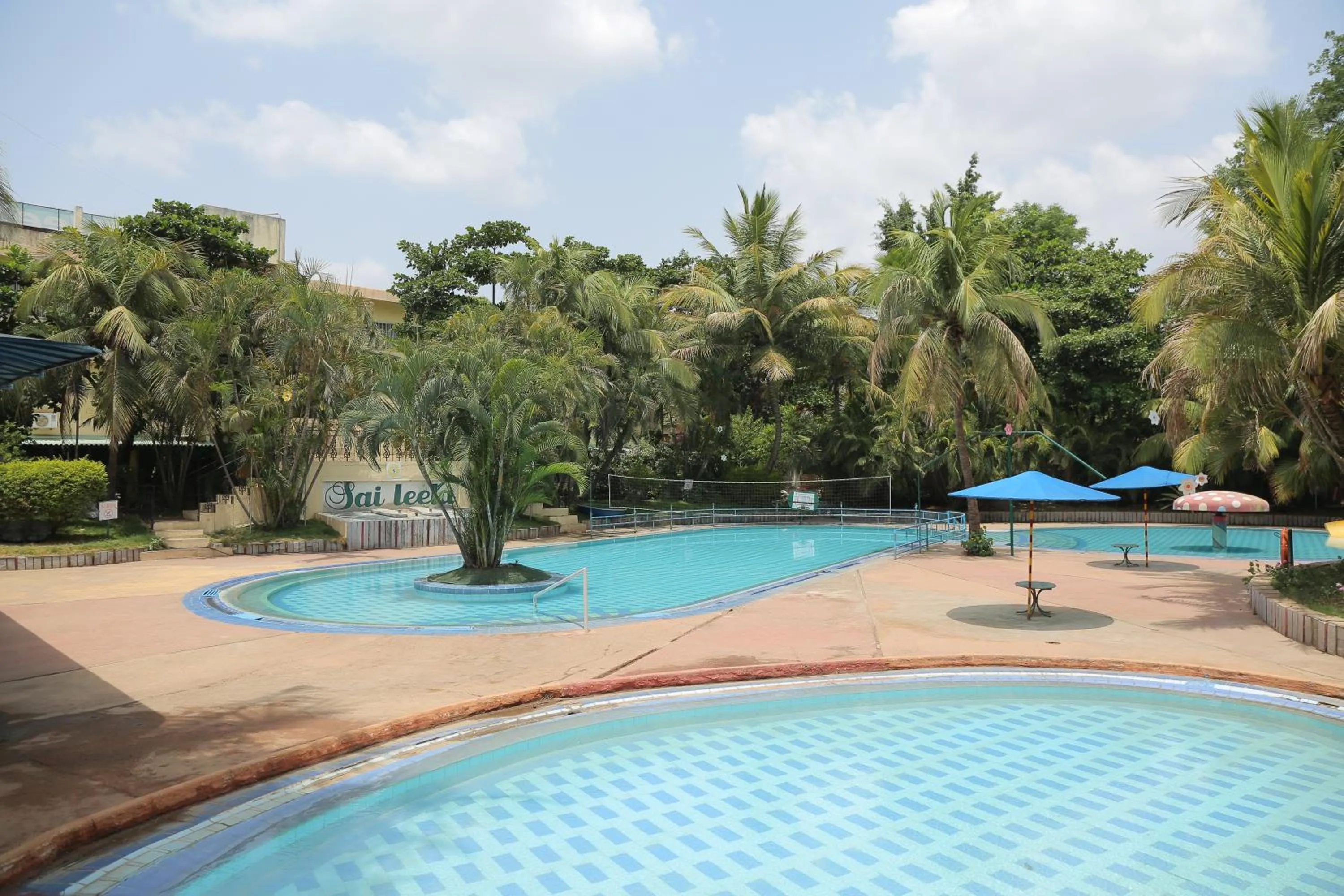 Day in Hotel Sai leela - Shirdi