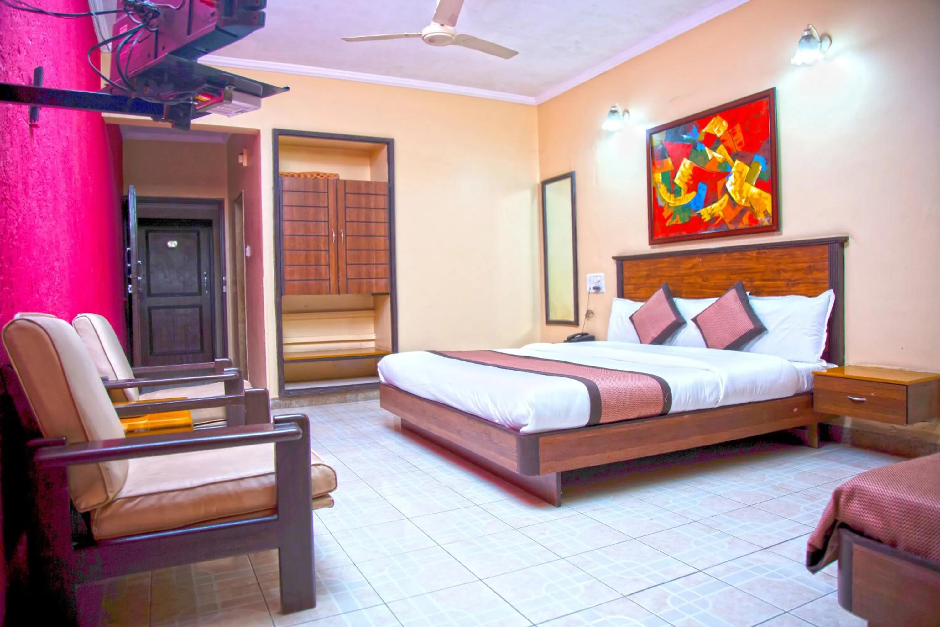 Bed in Hotel Sai leela - Shirdi