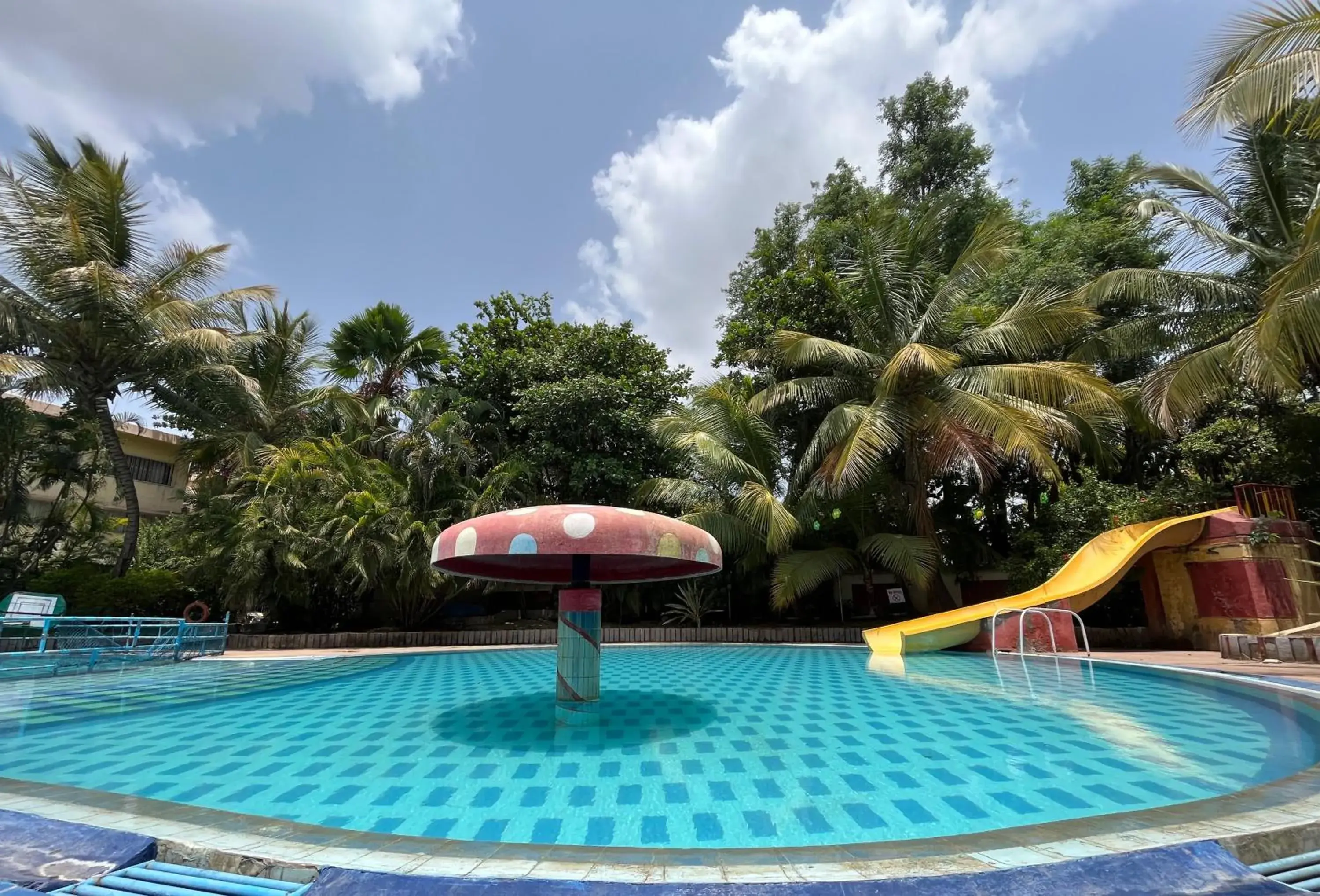 Swimming pool in Hotel Sai leela - Shirdi Swimming pool in Hotel Sai leela - Shirdi