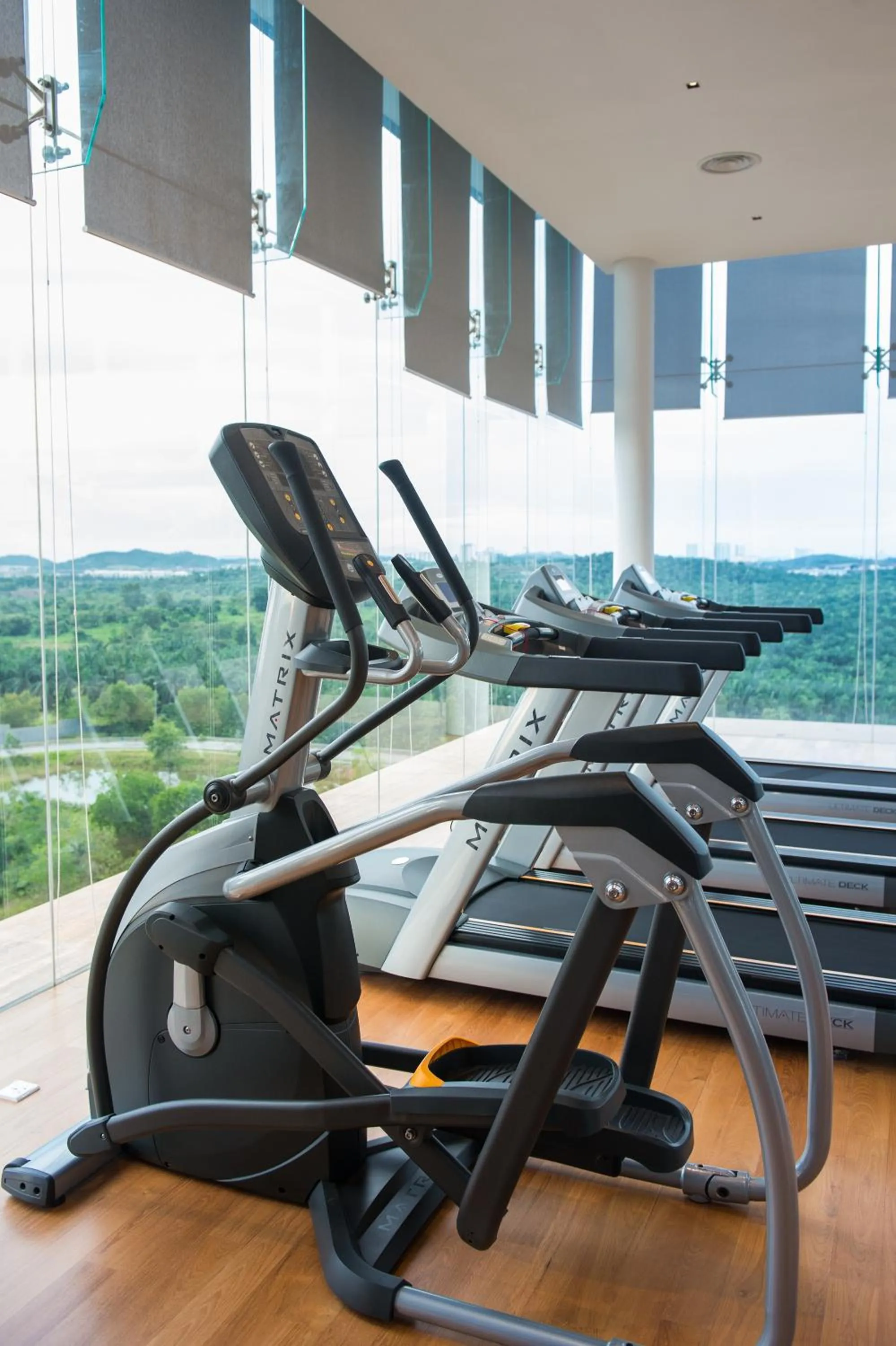 Fitness centre/facilities in Grand Medini Suites by RR JBcity