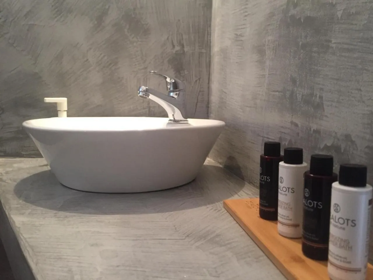 Bathroom in Galini Rooms & Apartments