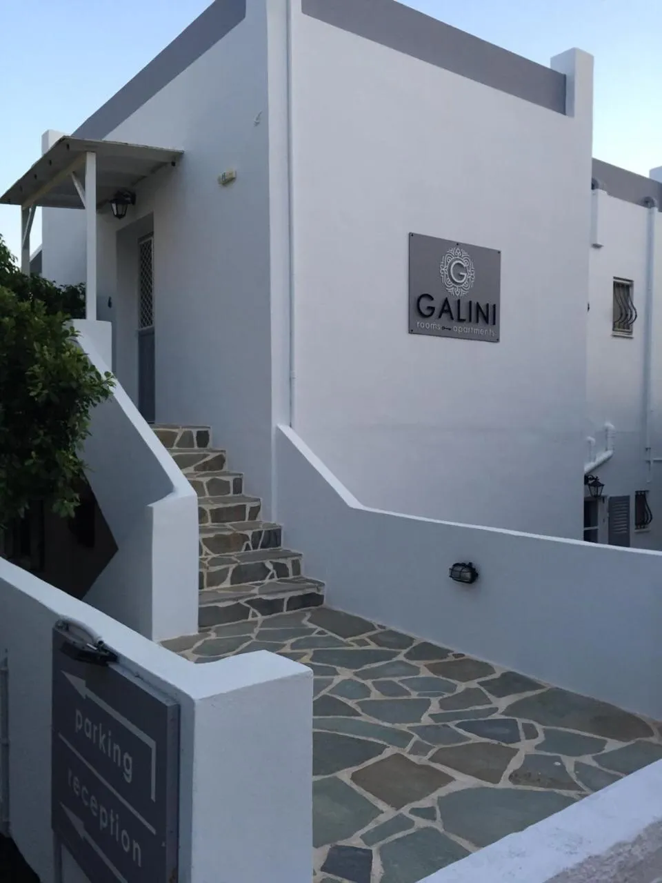 Facade/entrance in Galini Rooms & Apartments