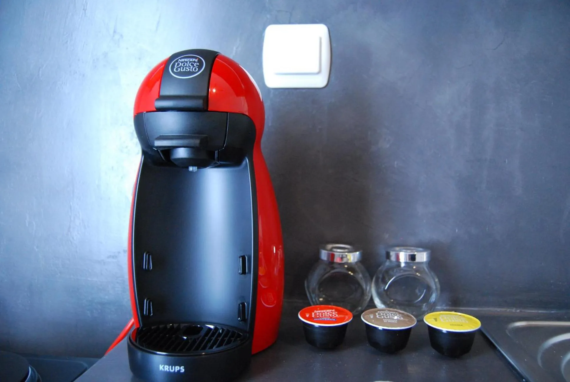 Coffee/tea facilities in Galini Rooms & Apartments