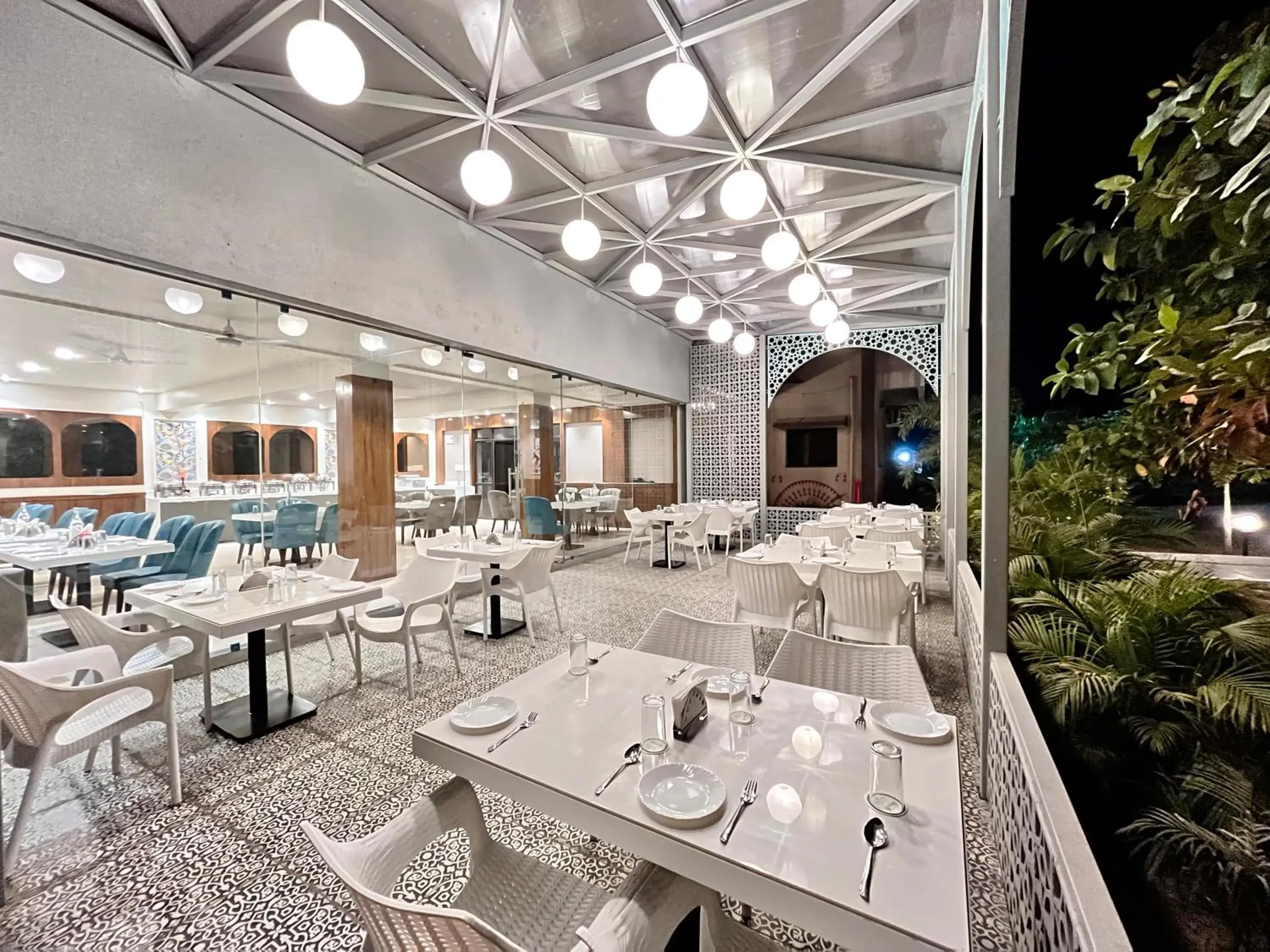 Restaurant/places to eat in Olive Resort - Sillari Pench Restaurant/places to eat in Olive Resort - Sillari Pench