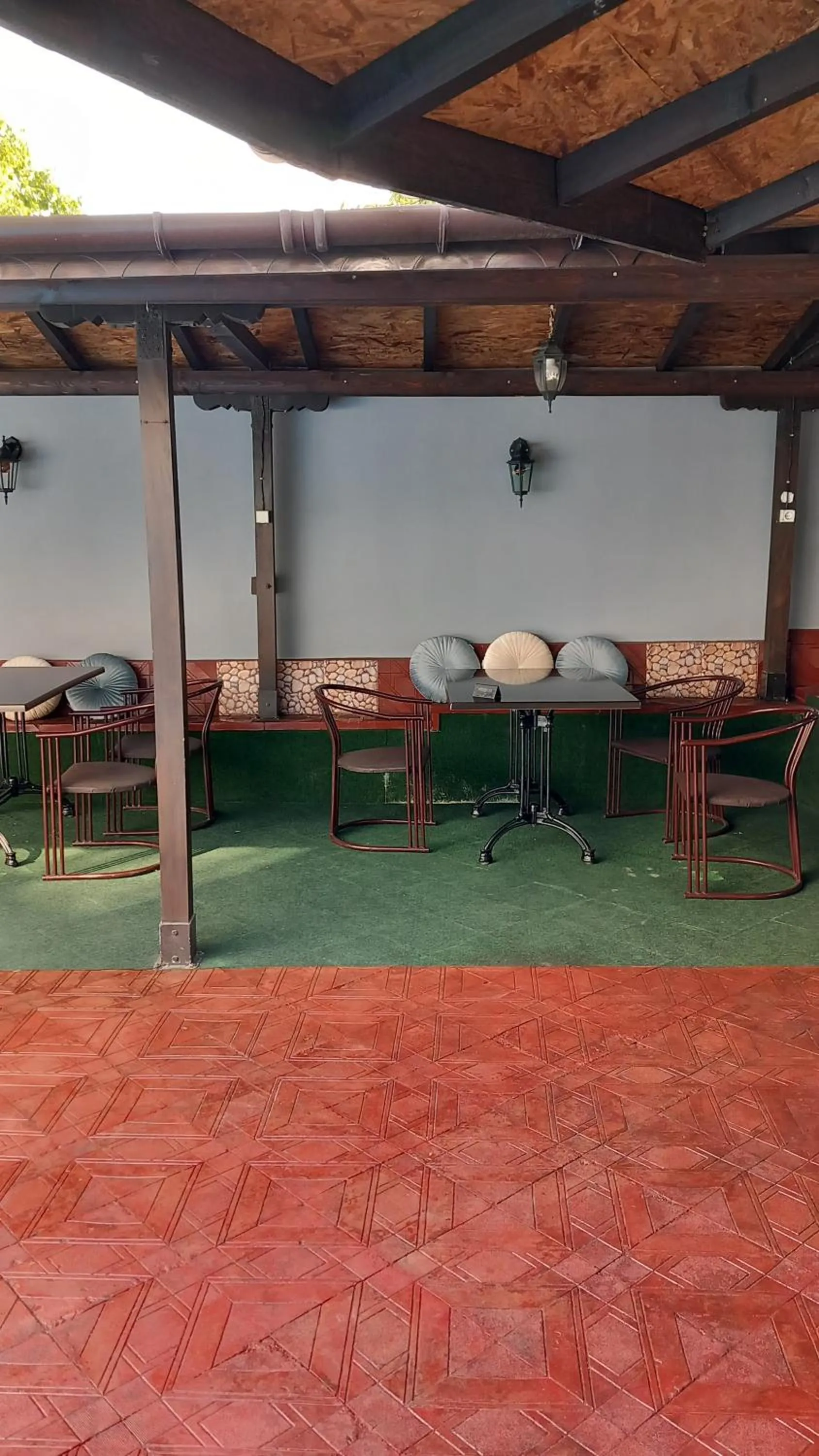 Swimming pool in Family Hotel Yagoda88