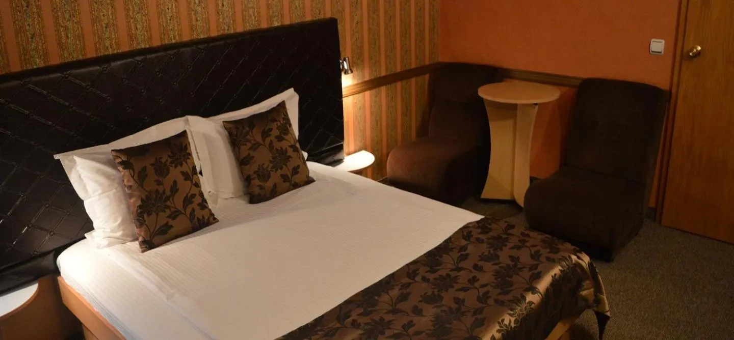 Bed in Family Hotel Yagoda88