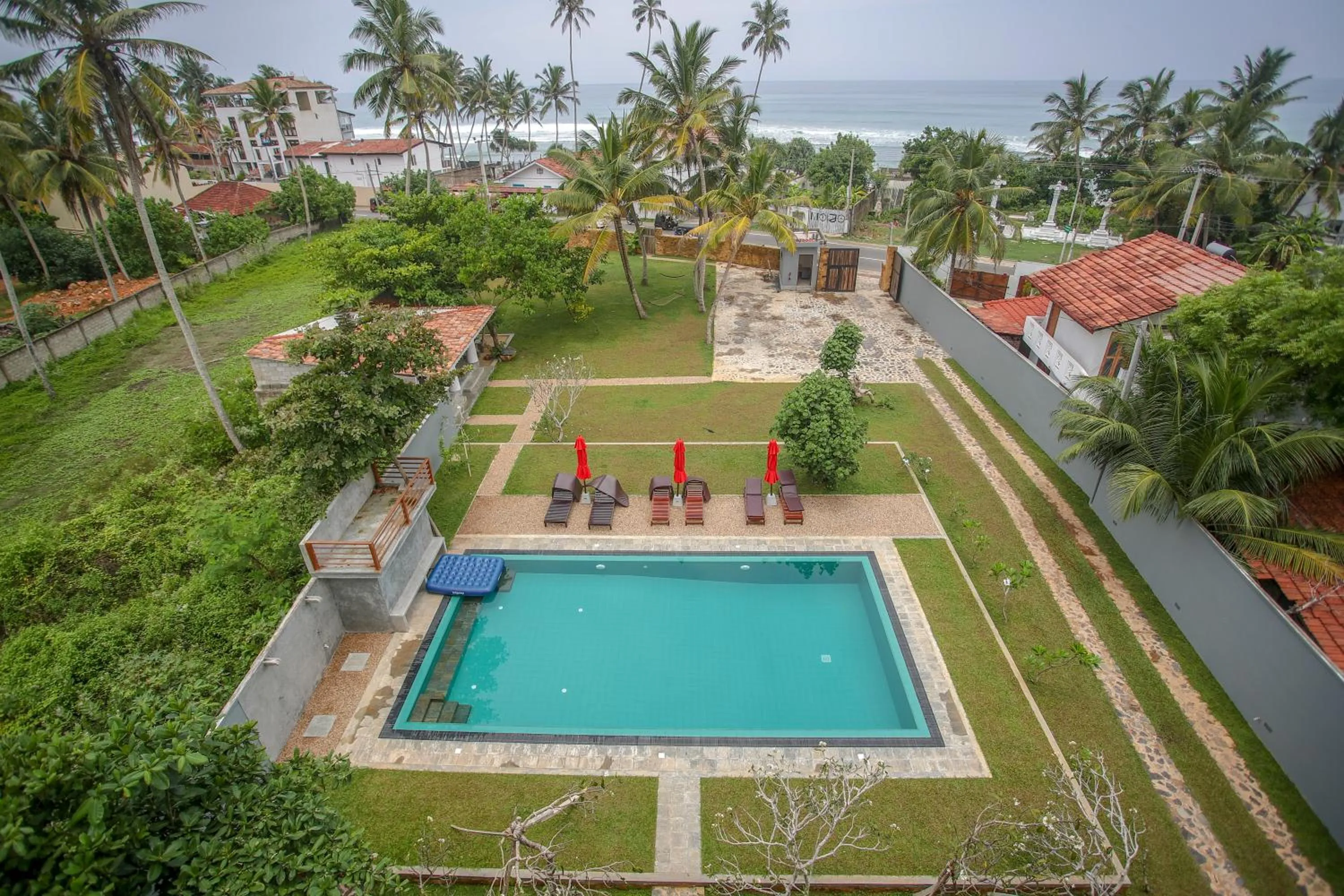 Pool view in Samaraana