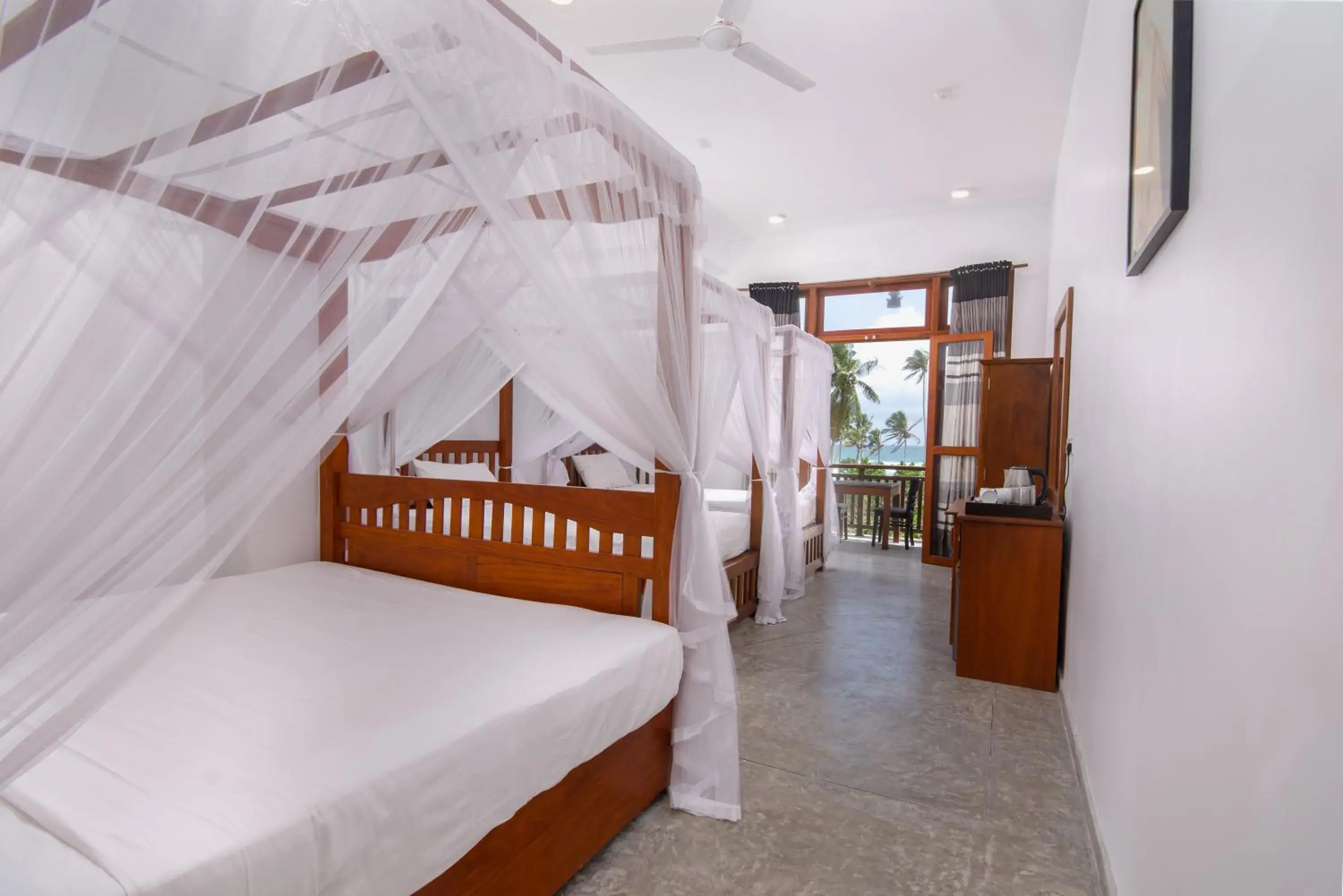 Family Room with Sea View in Samaraana Family Room with Sea View in Samaraana