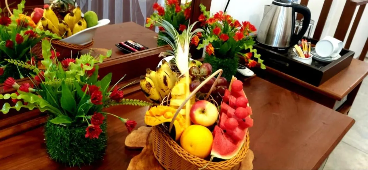 Restaurant/places to eat in Samaraana