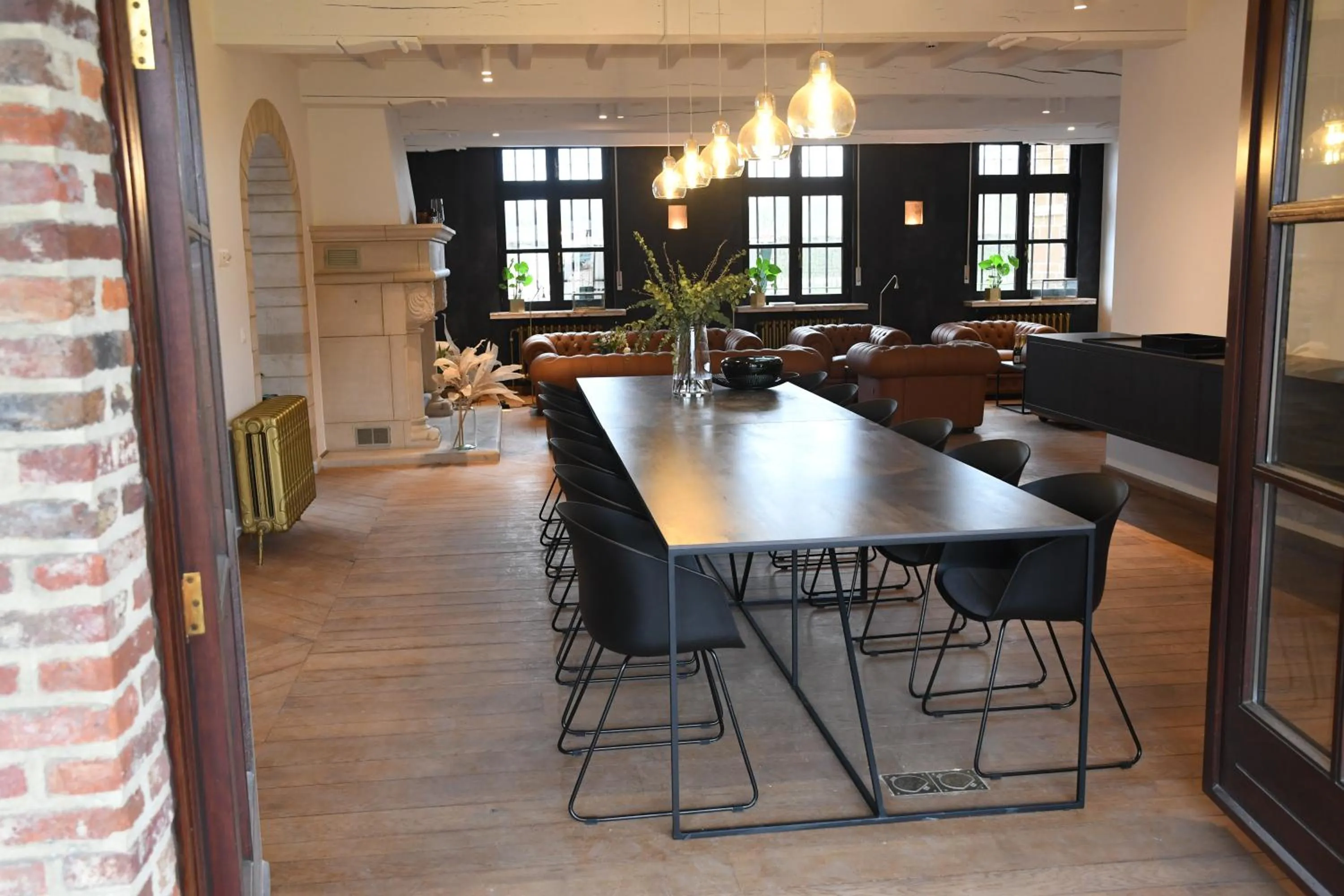 Lounge or bar in Ask Lily