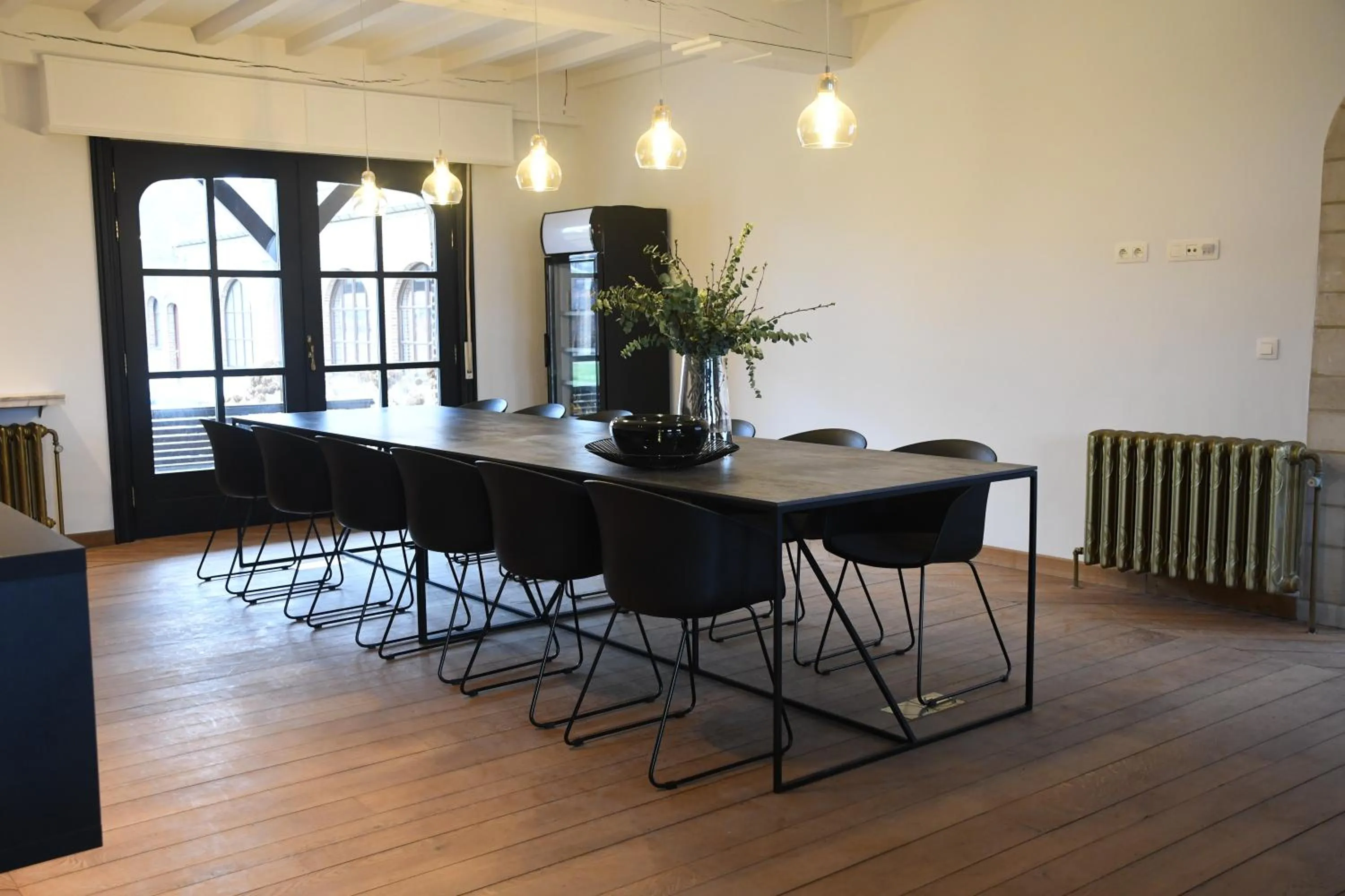 Lounge or bar in Ask Lily