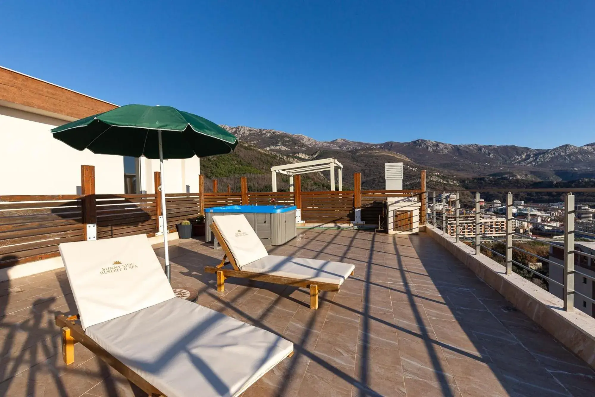 One-Bedroom Apartment with Sea View and Terrace in Sunny Side Wellness Resort & Spa One-Bedroom Apartment with Sea View and Terrace in Sunny Side Wellness Resort & Spa