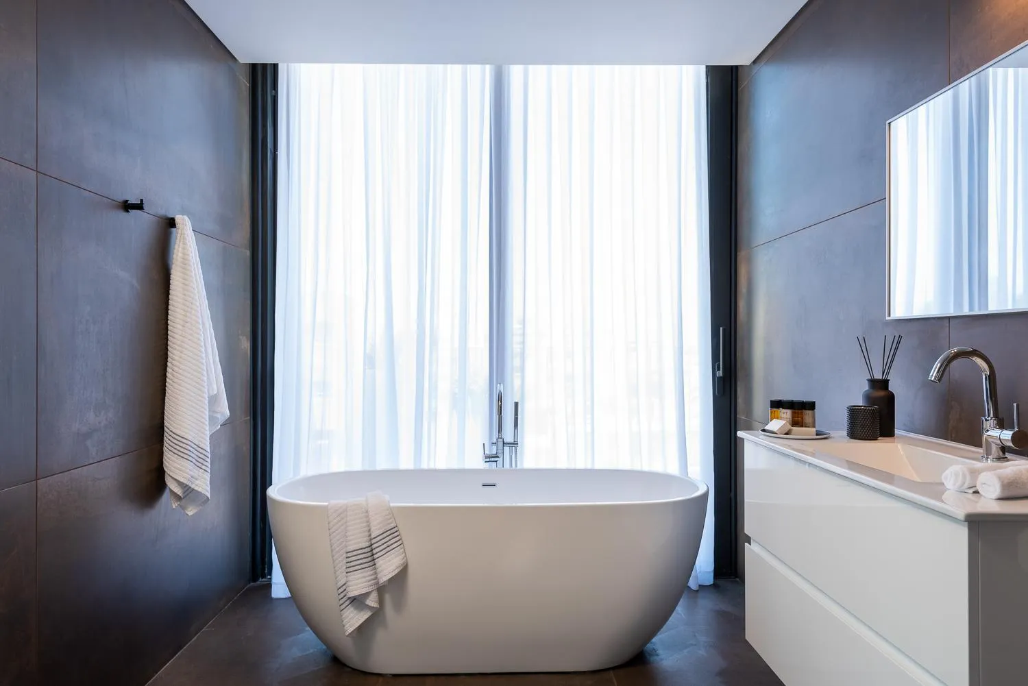 Toilet in master Shenkin