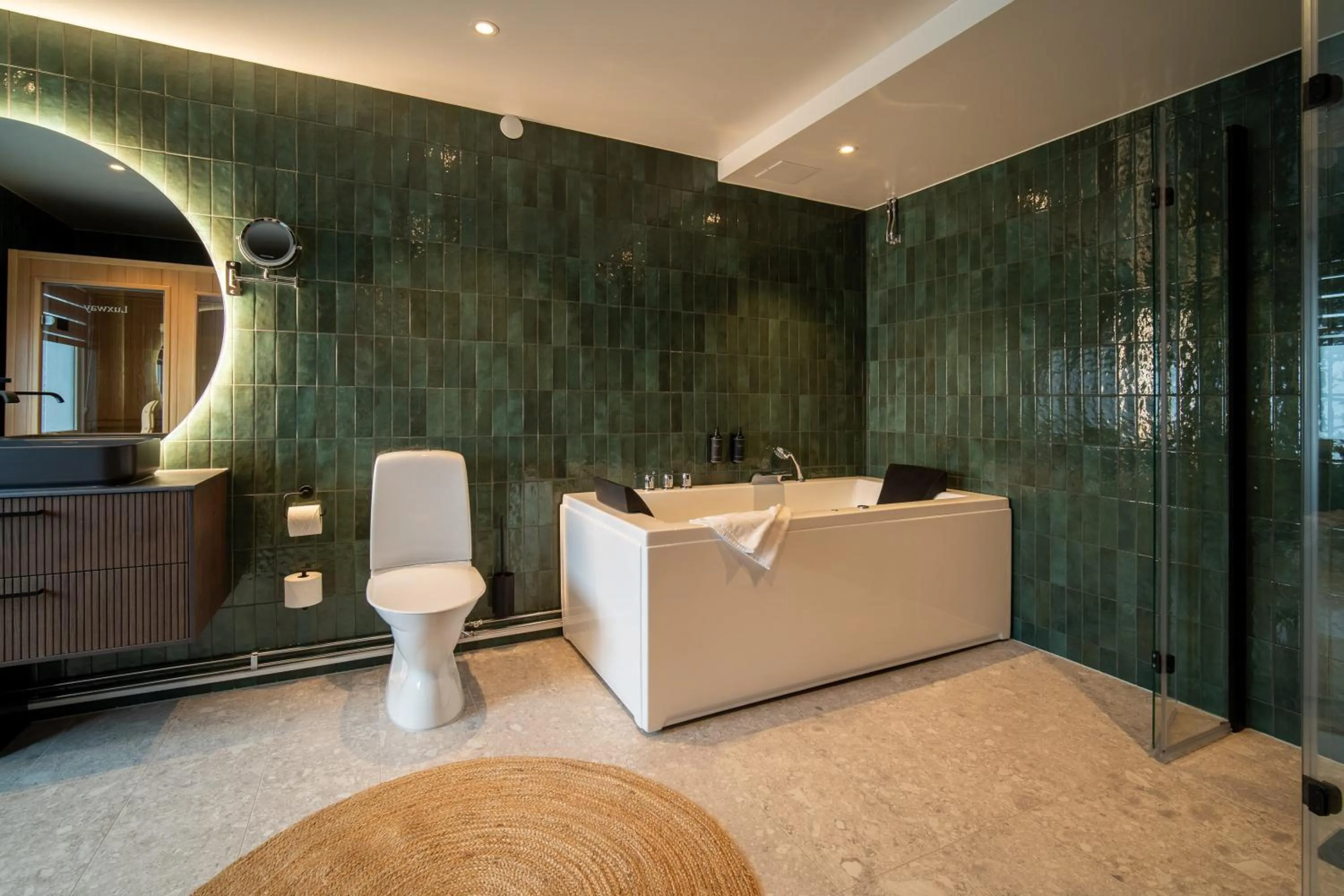 Hot Tub in Spar Hotel Gårda