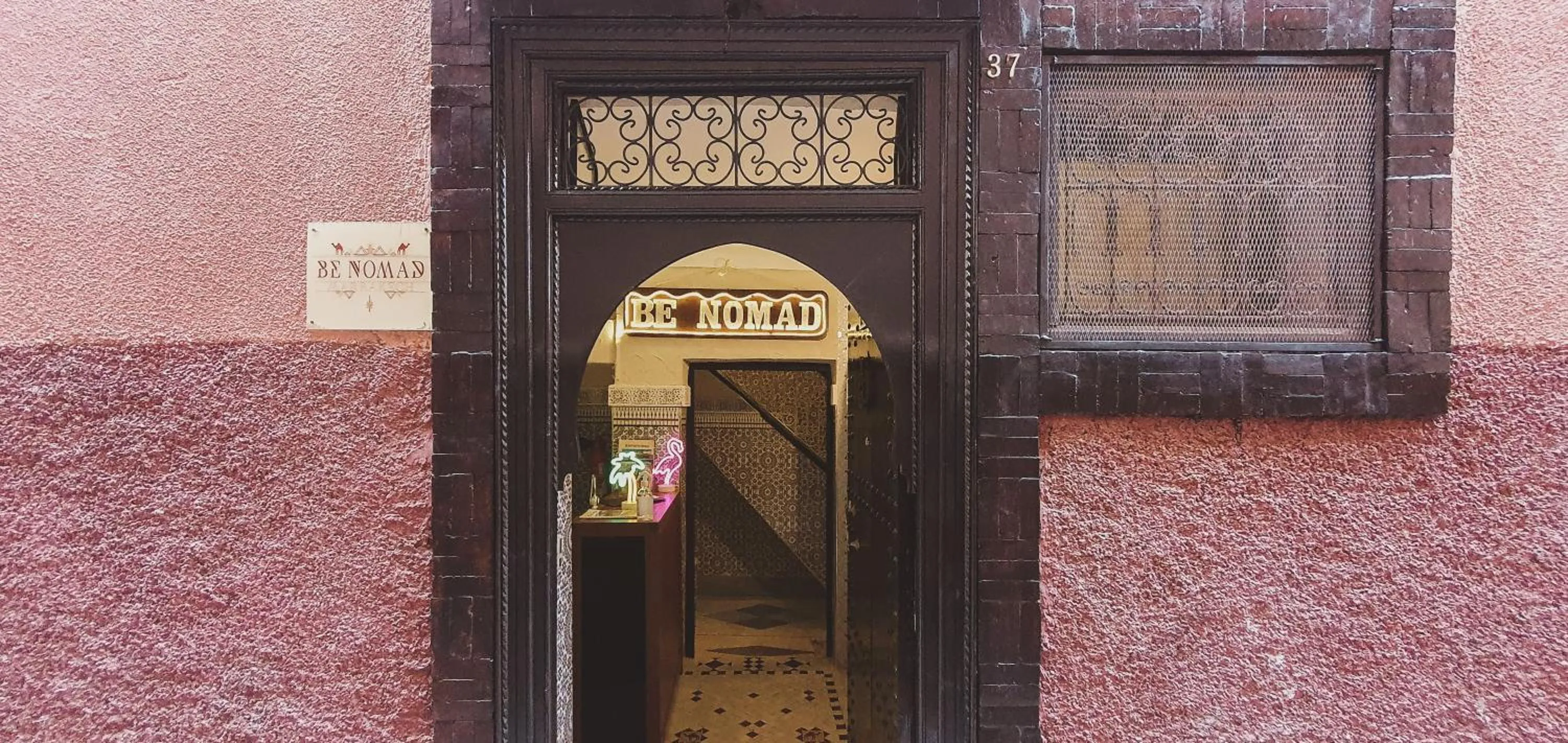 Facade/entrance in Be Nomad