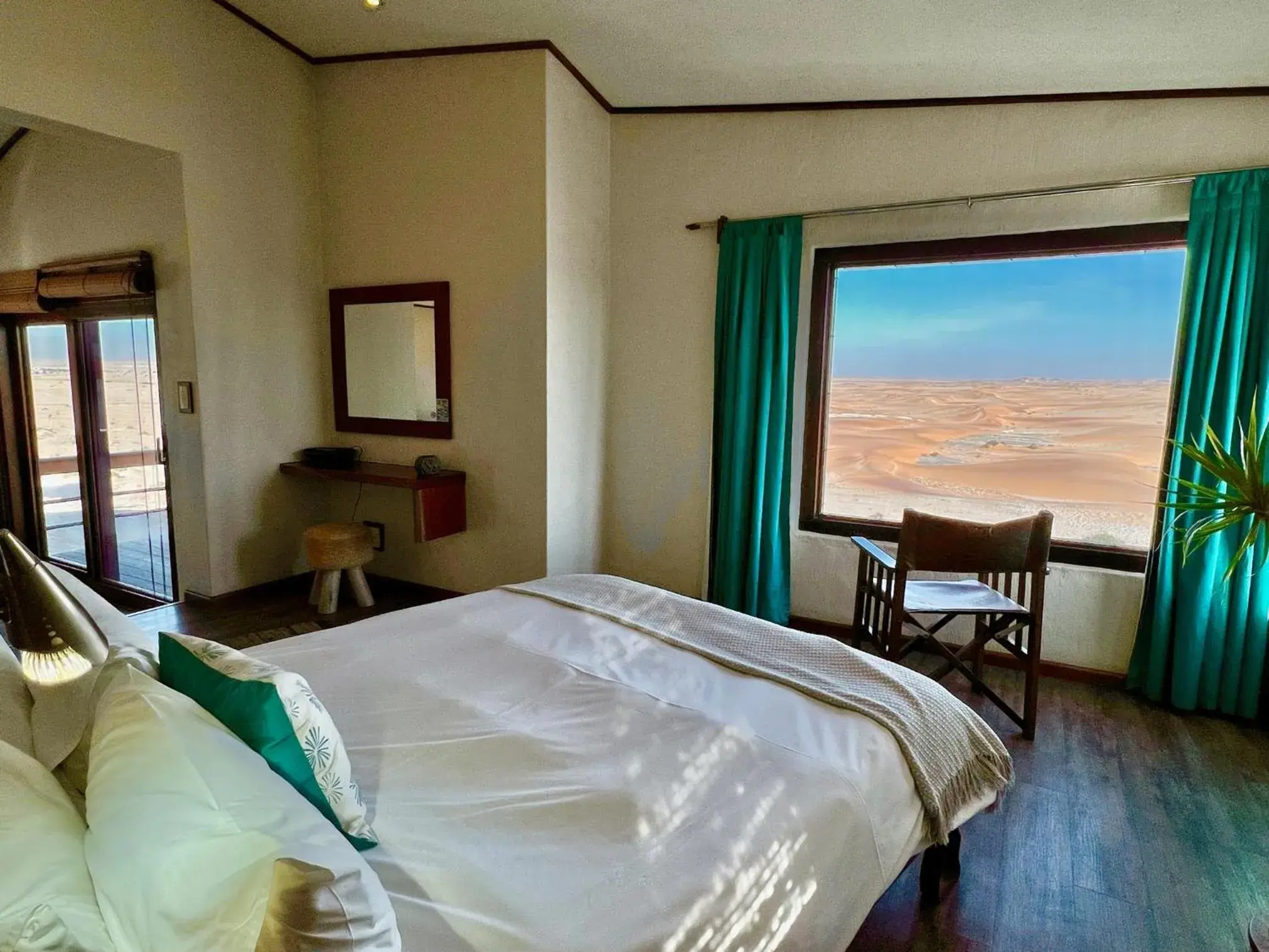Superior Twin or Double Room - single occupancy in Desert Breeze Lodge Superior Twin or Double Room - single occupancy in Desert Breeze Lodge