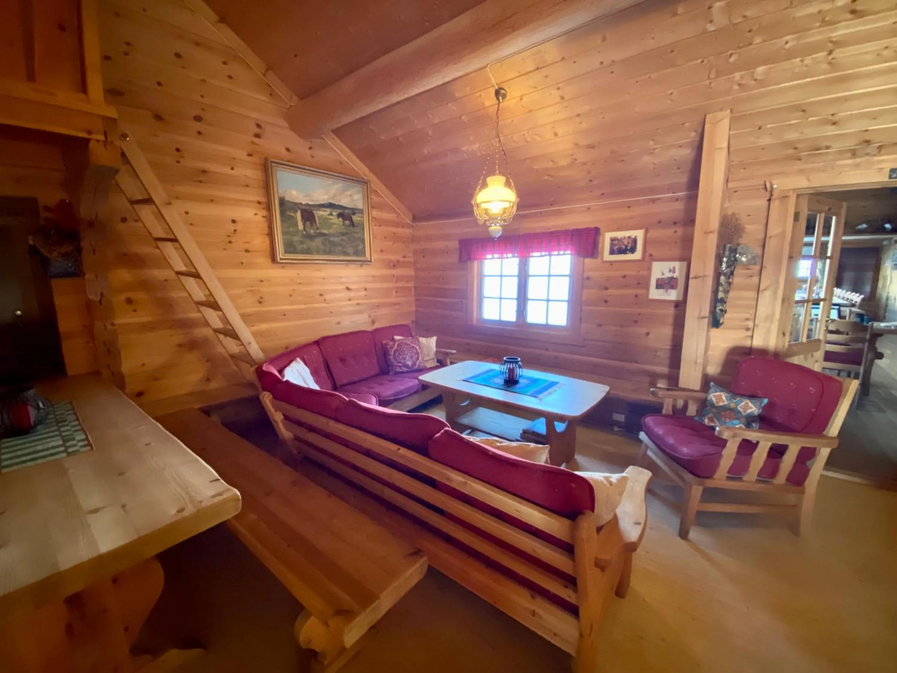 Hakkesetstølen Fjellstugu