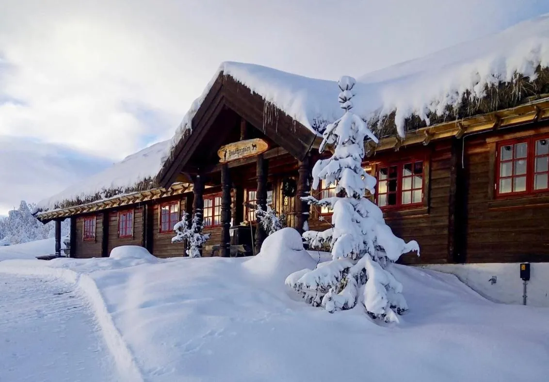 Hakkesetstølen Fjellstugu