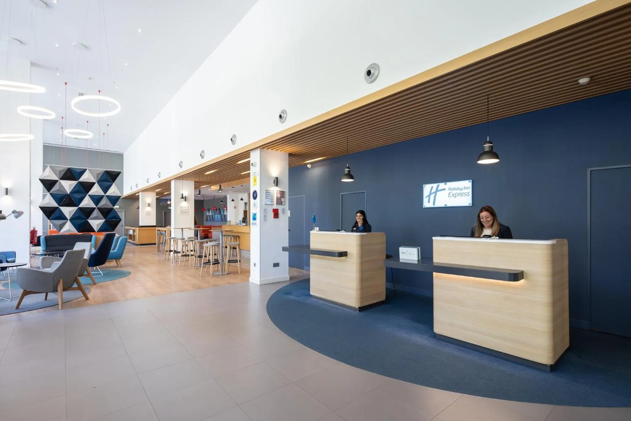 Property building in Holiday Inn Express Porto Exponor by IHG