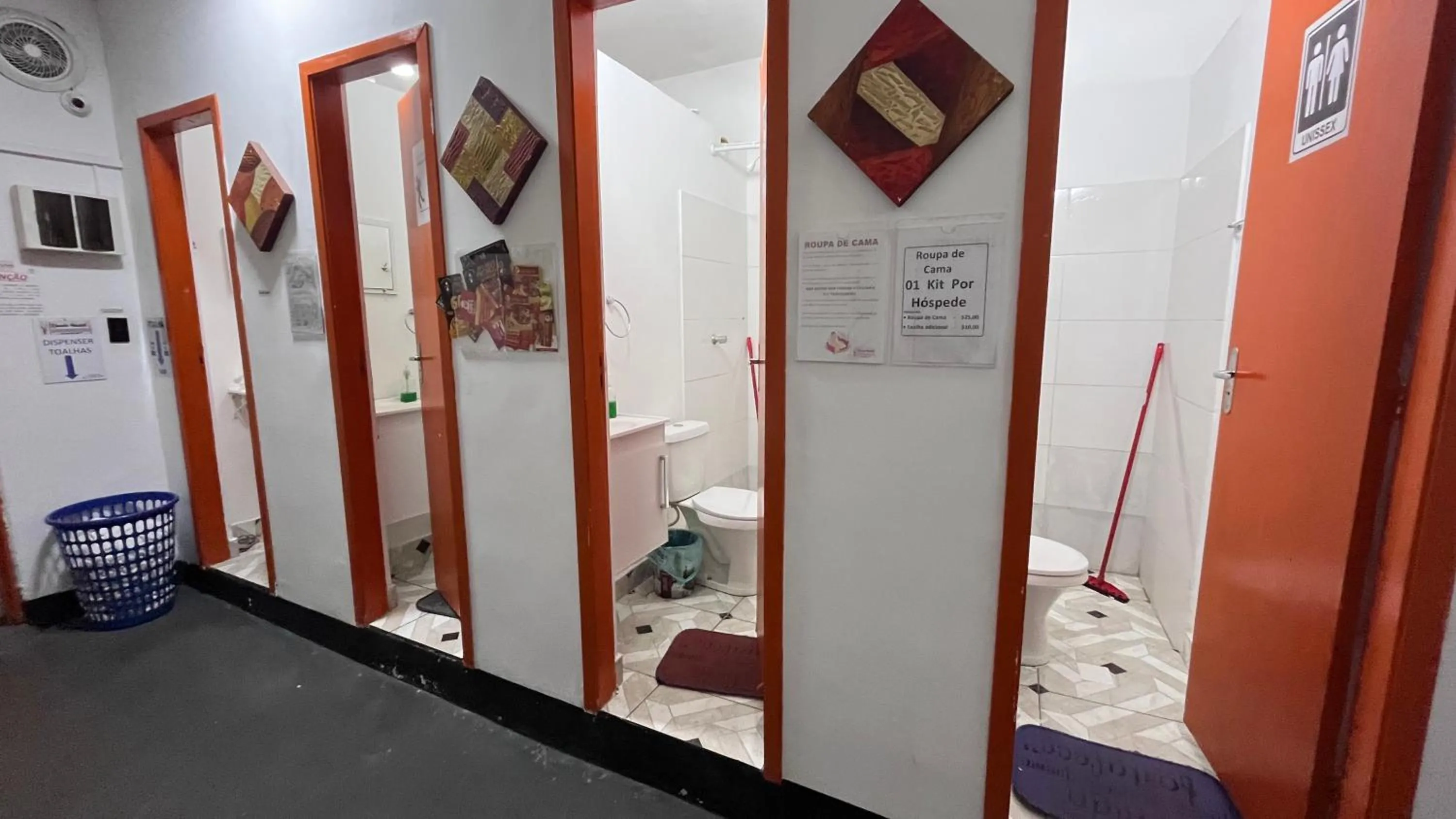 Toilet in COACHHOSTEL7