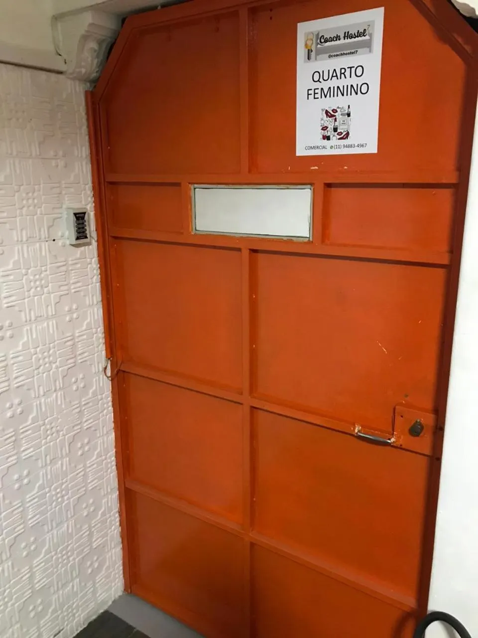 Logo/Certificate/Sign in COACHHOSTEL7